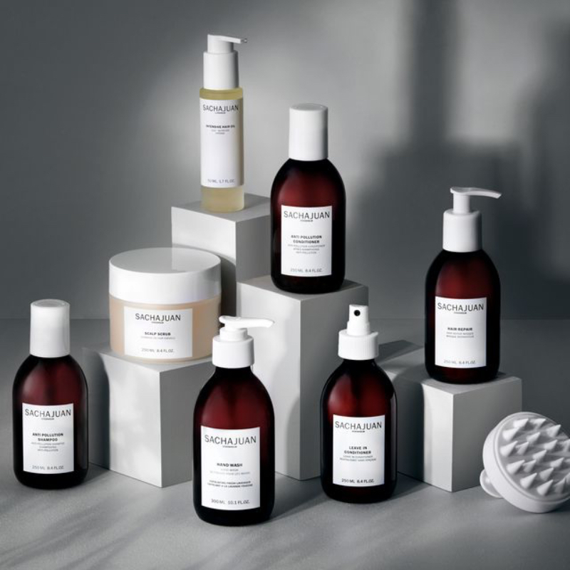 BOMTON BEAUTY foto 2