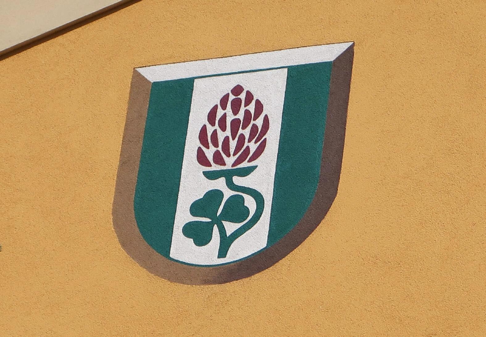 Lány - obecní úřad foto 4