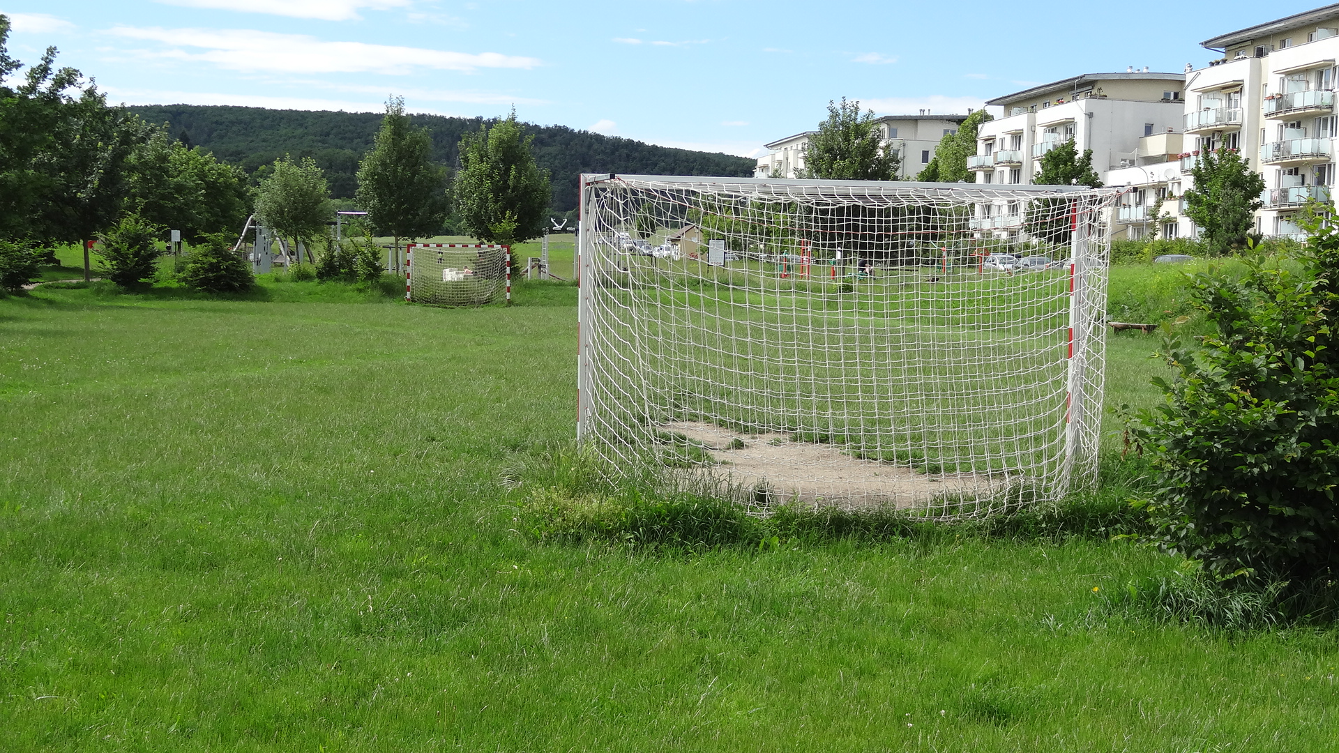 Fotbalové hřiště V Újezdech foto 5