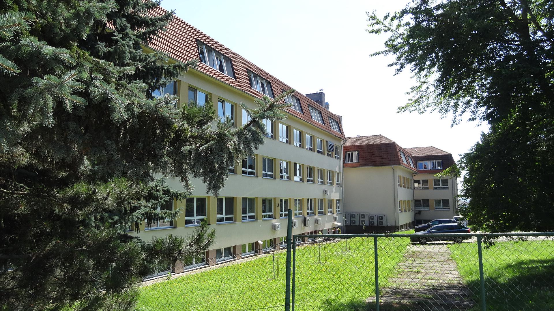 Ústav pro státní kontrolu veterinárních biopreparátů a léčiv foto 2