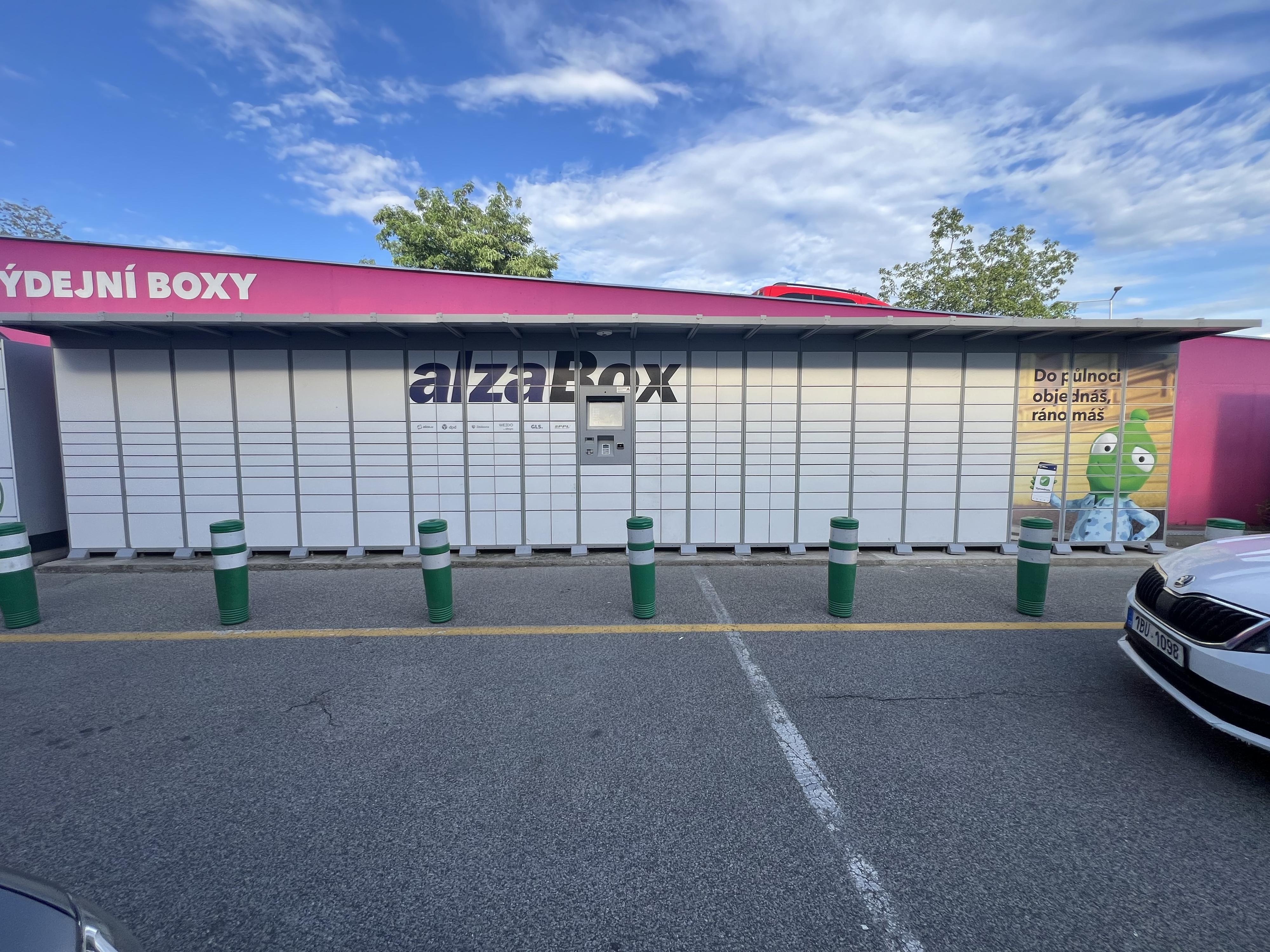 AlzaBox foto 2