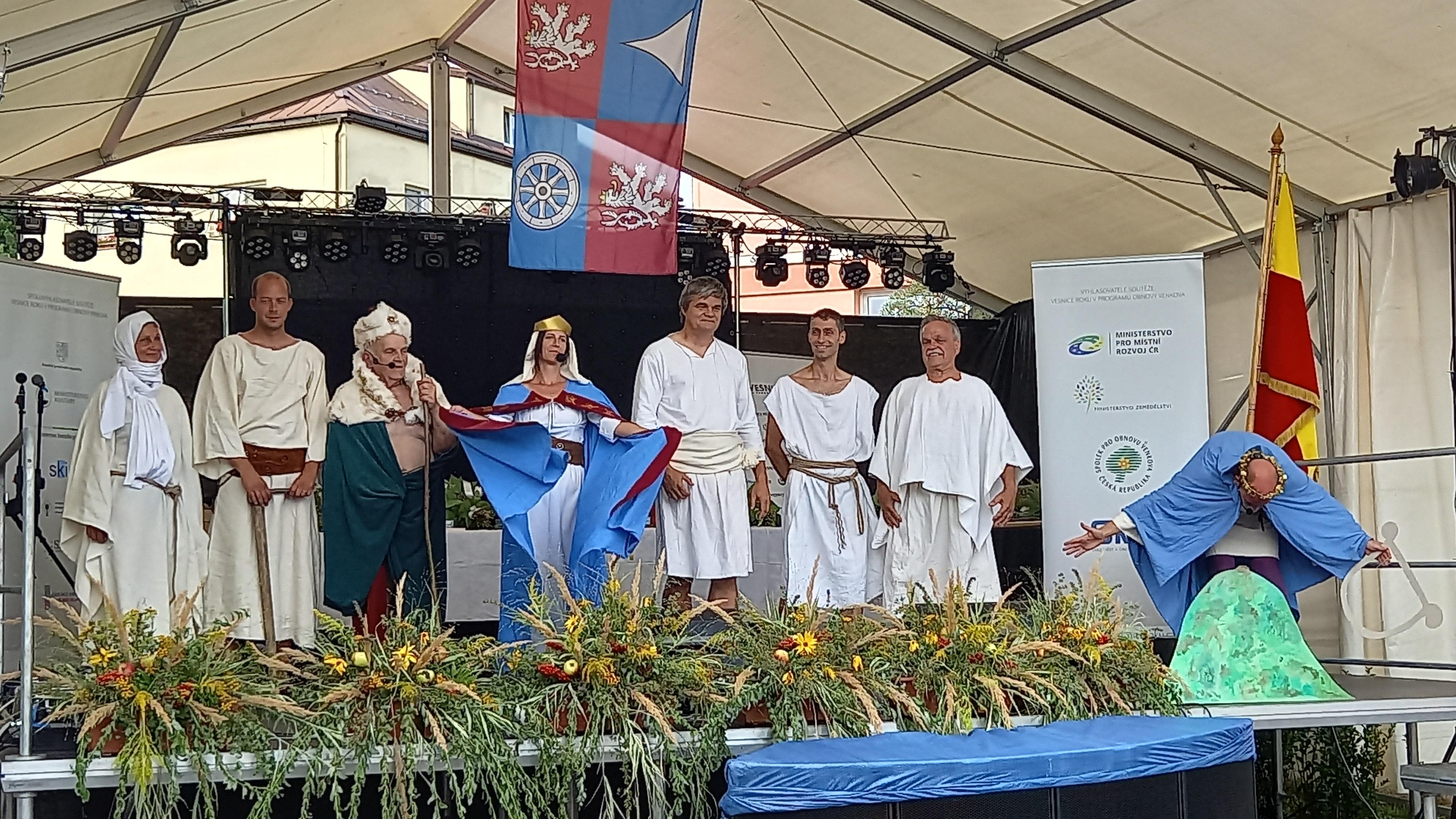 Obecní knihovna Poniklá foto 3