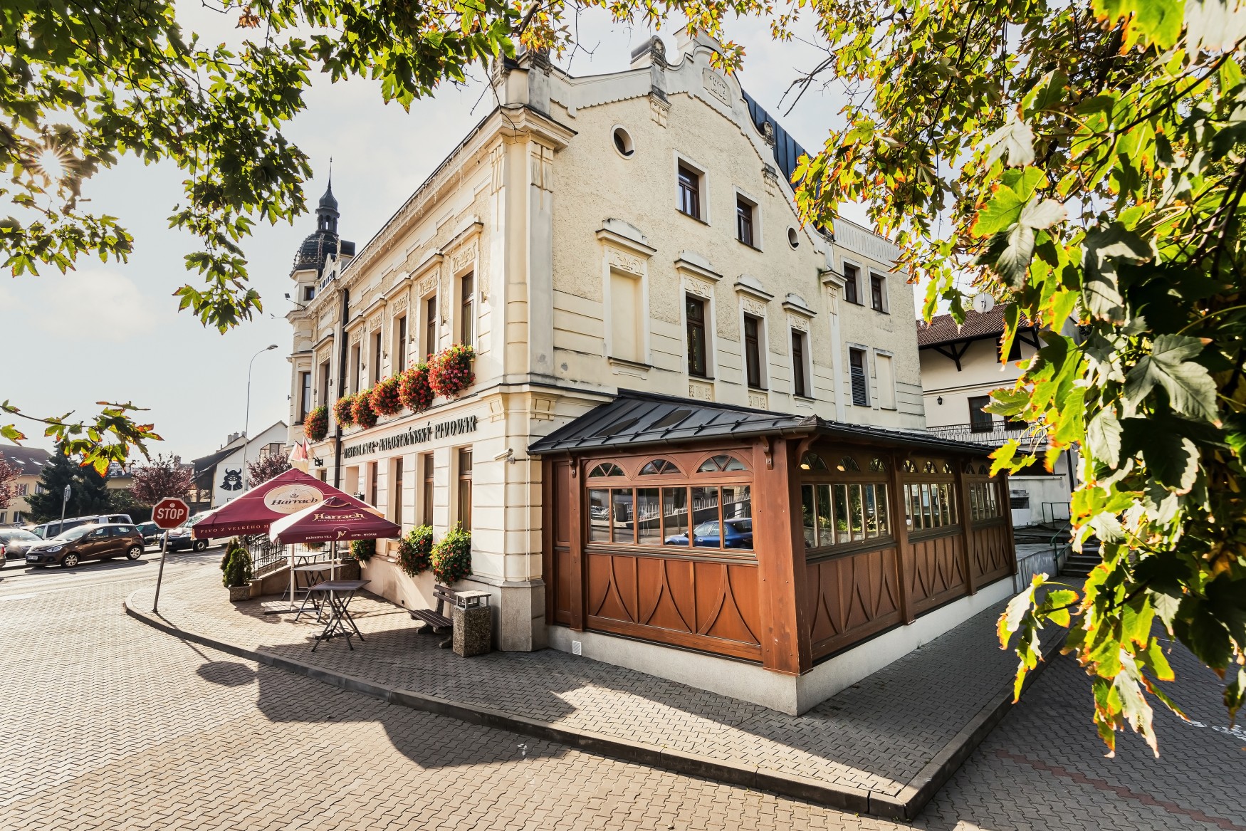 Jelínkova vila - restaurace foto 3