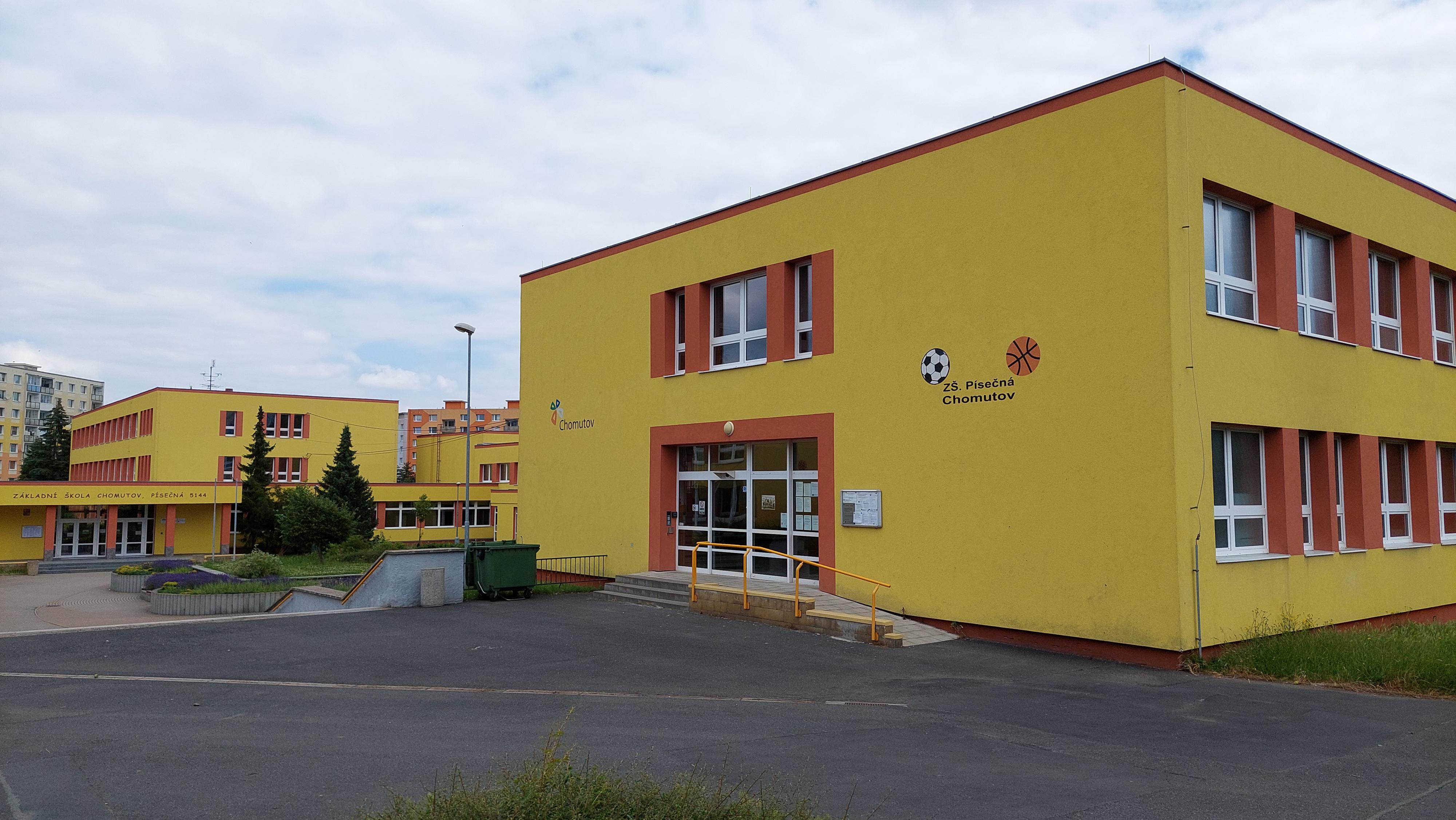 ZŠ Chomutov, Písečná foto 2