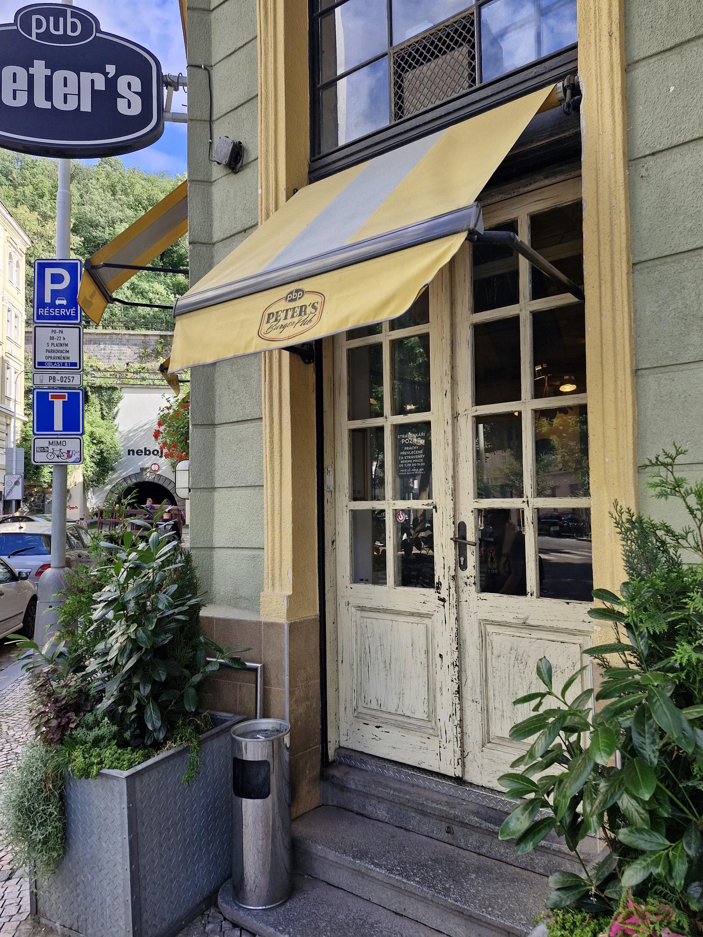 Peter´s burger pub foto 2