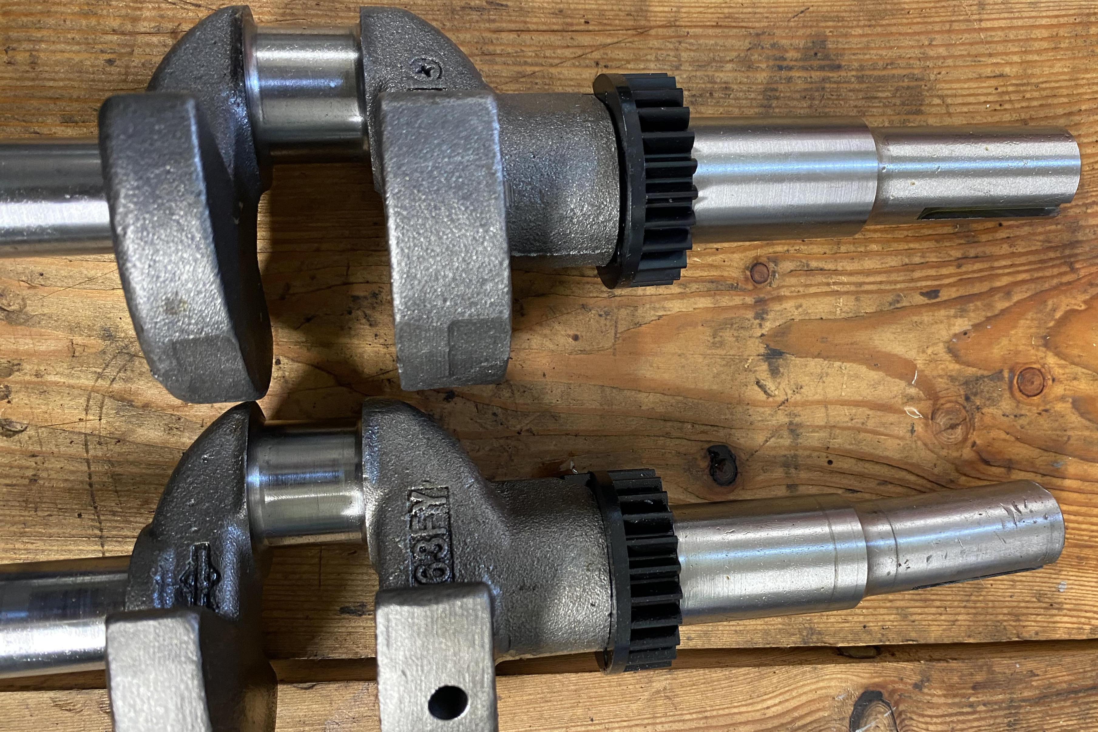 Rovnání ohnutých klikových hřídelí sekaček