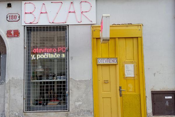 Stavobazar Plzeň Slovanská