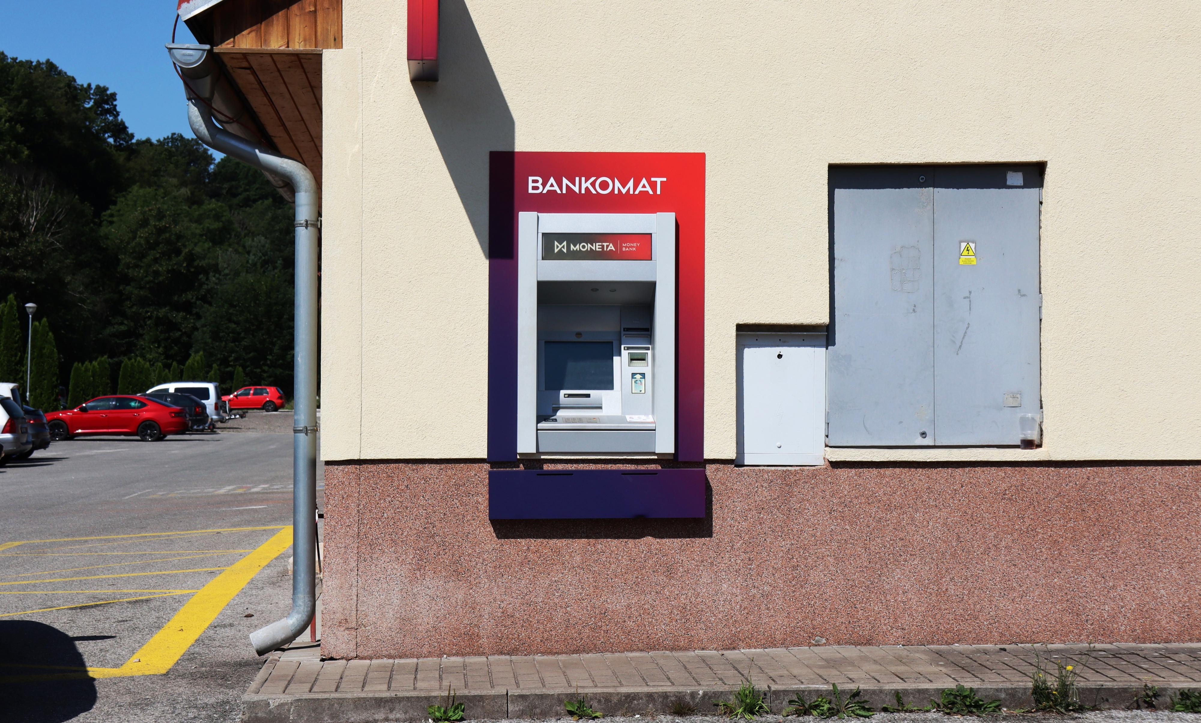 Bankomat MONETA Money Bank