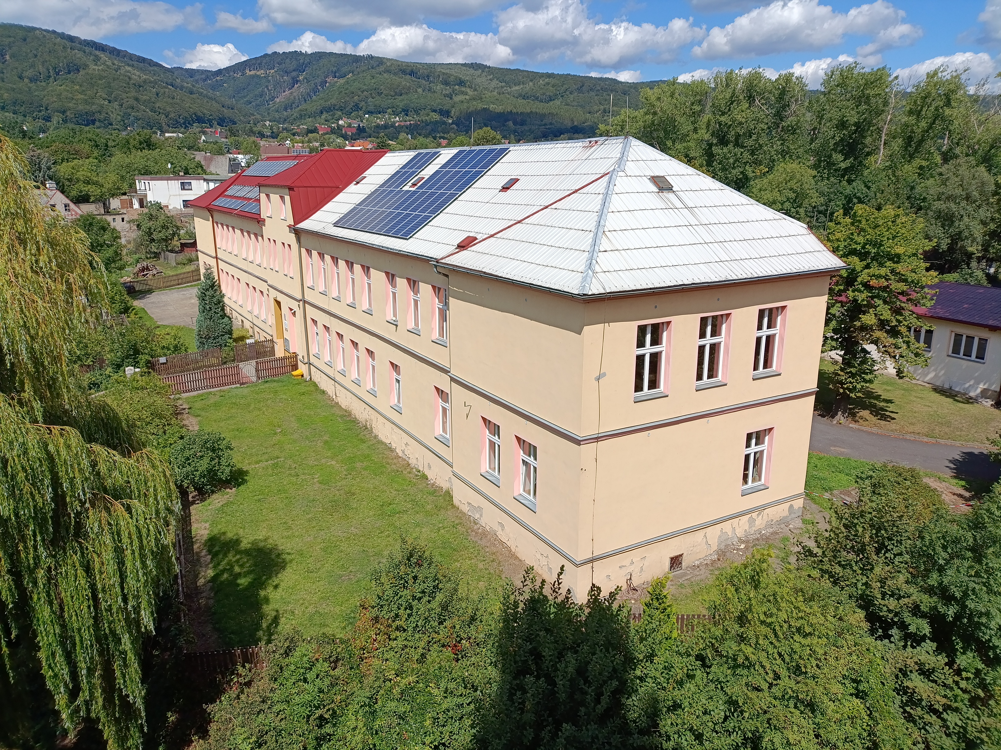 ZŠ a MŠ Horní Jiřetín foto 4