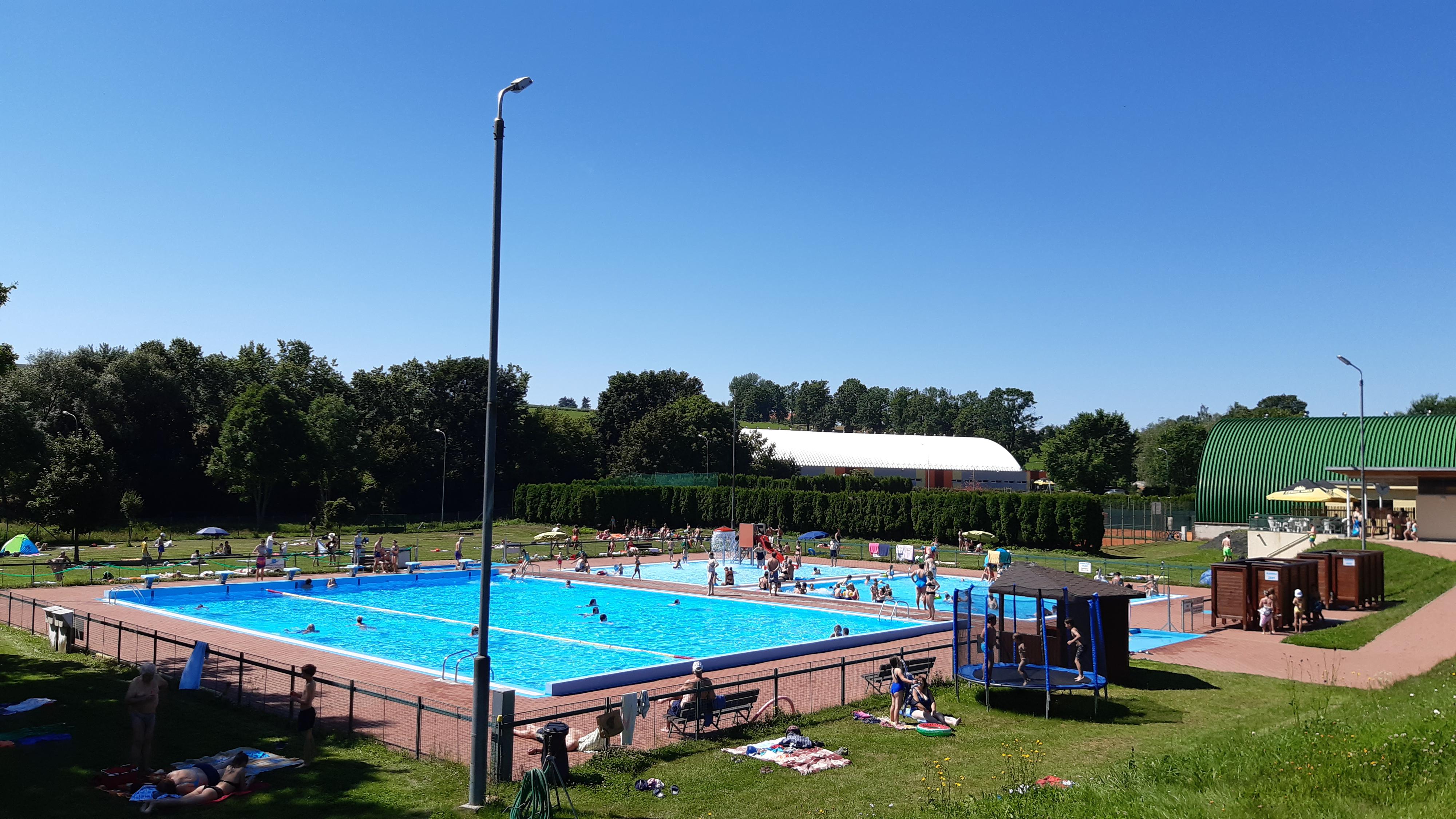 Koupaliště Bystřice nad Pernštejnem foto 3