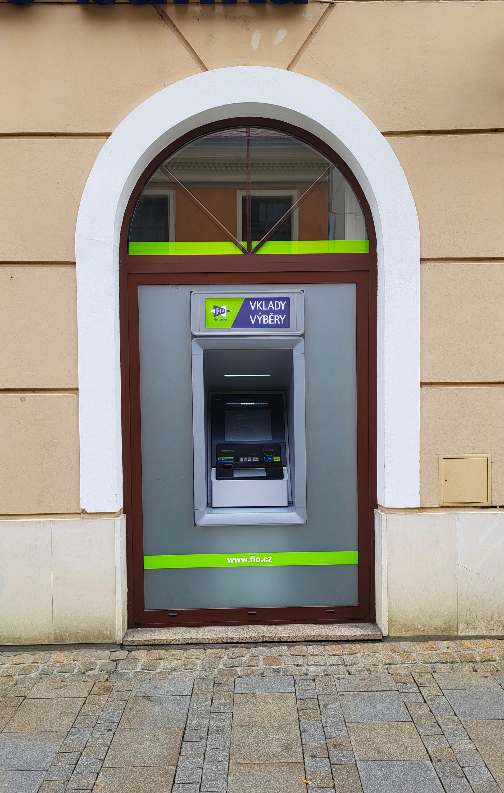Bankomat Fio banky foto 3