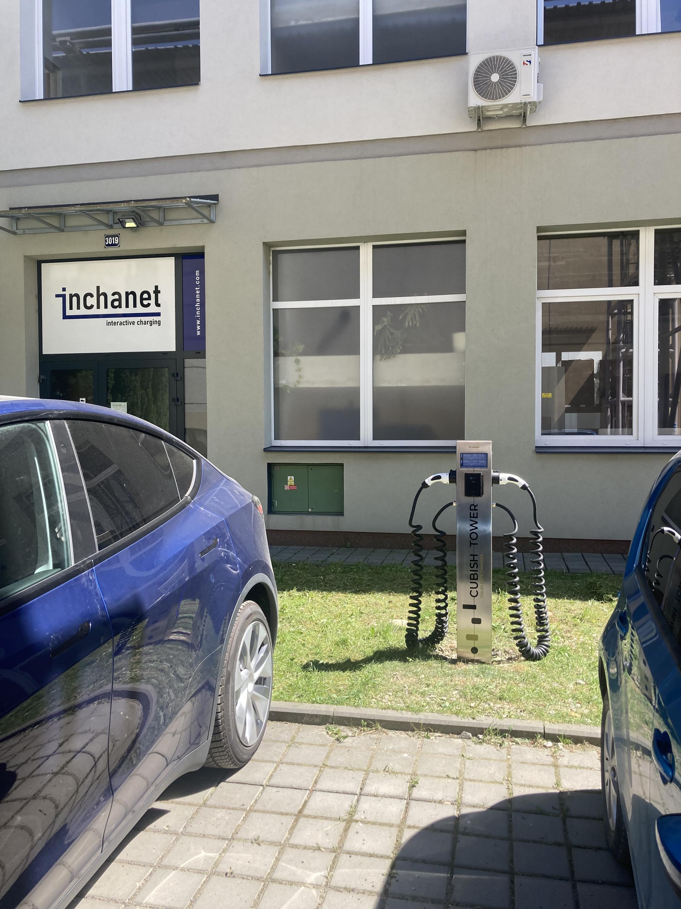 inChaNet s.r.o. - Nabíjecí stanice foto 3