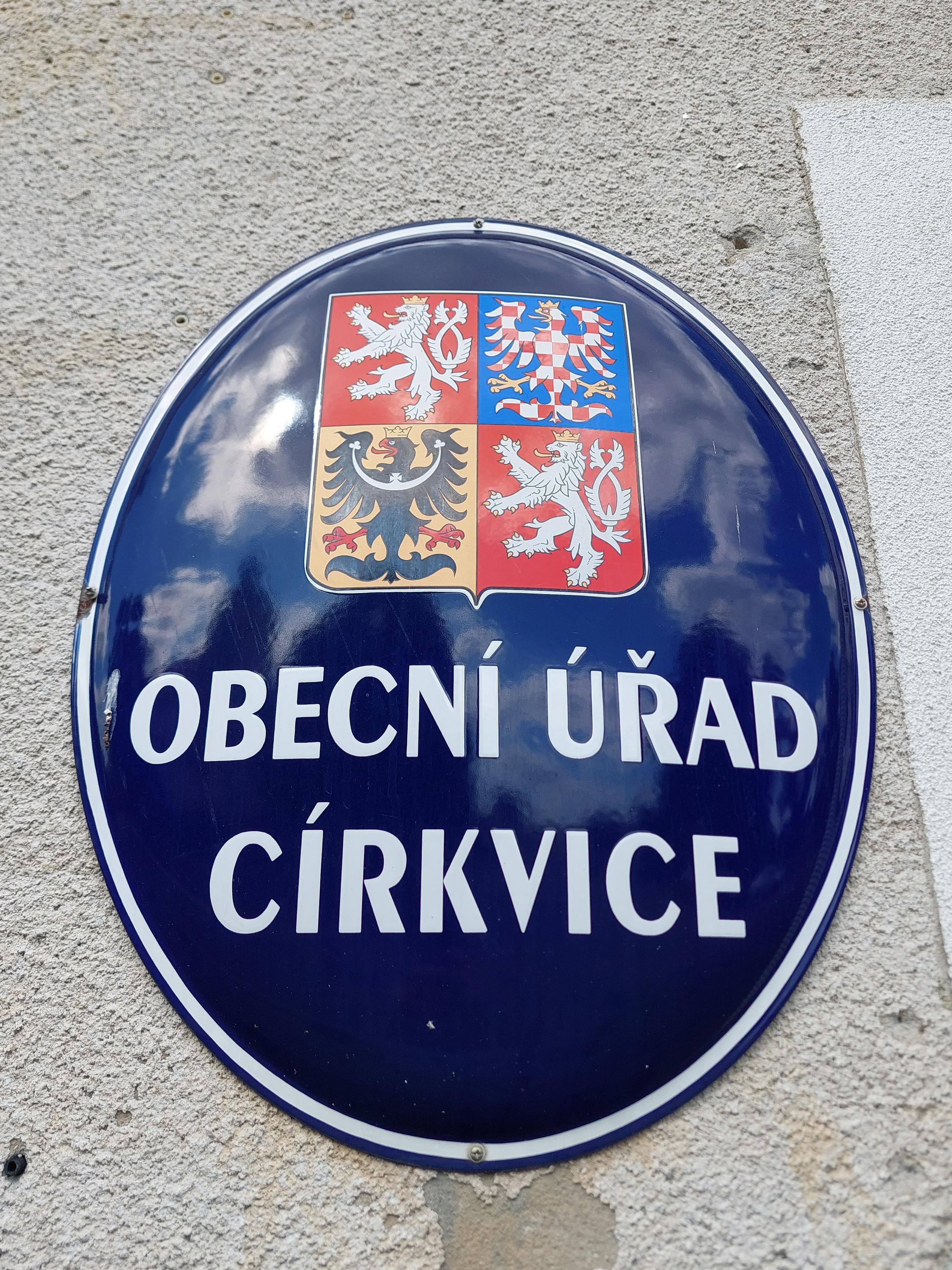 Církvice - obecní úřad foto 3