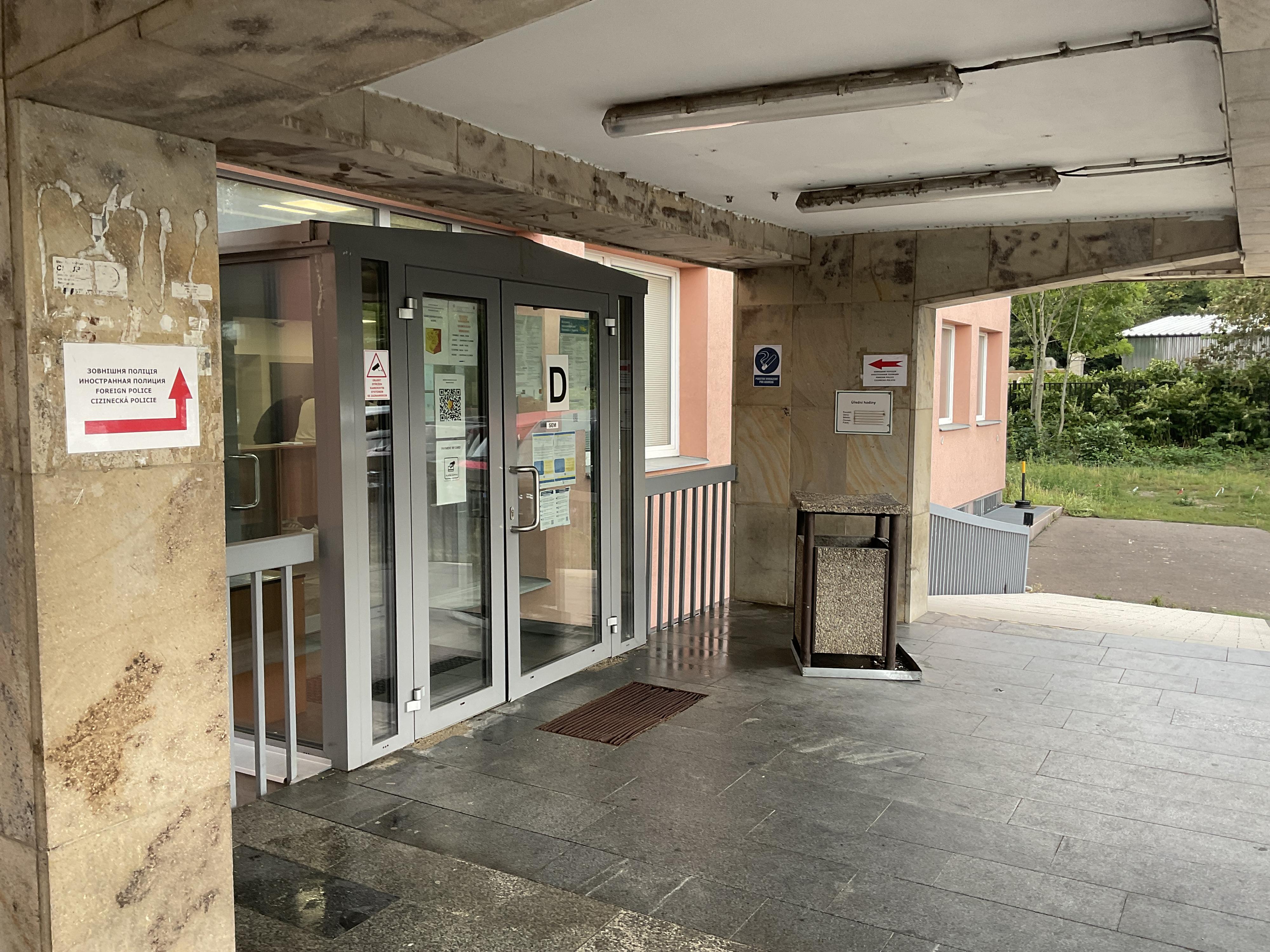 Ředitelství služby cizinecké policie foto 5