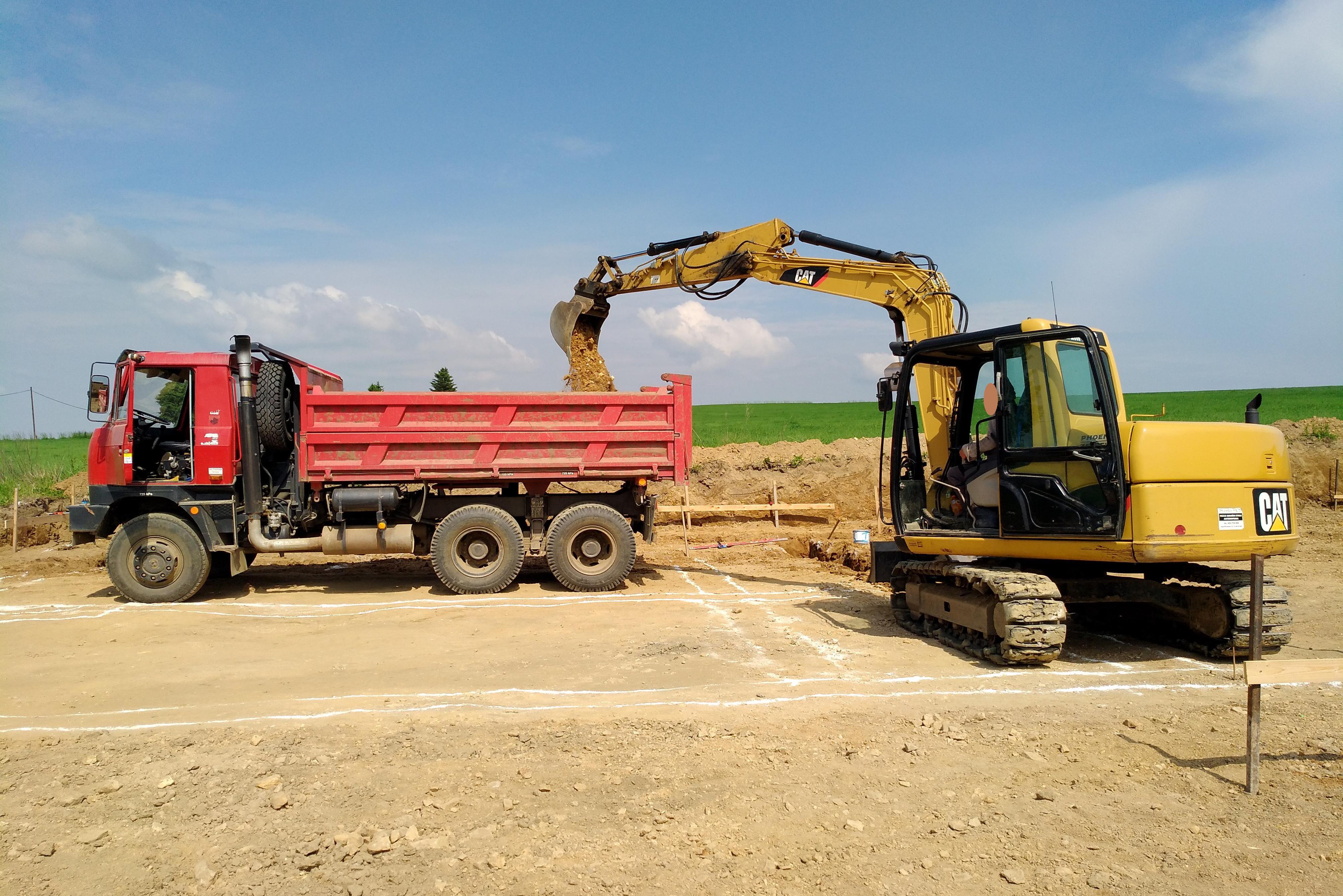 Hos - zemní práce foto 1