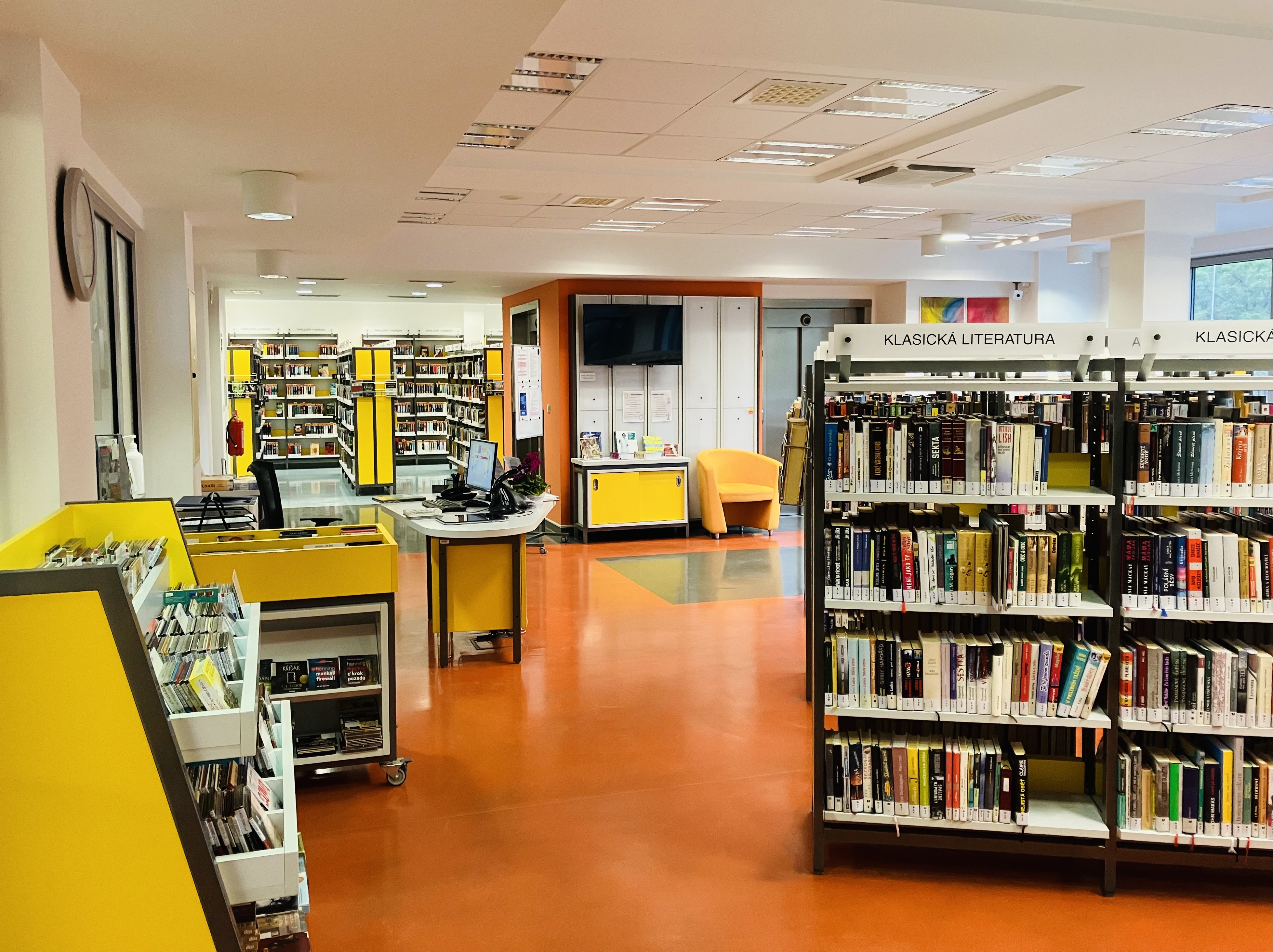 Městská knihovna v Praze - Dům čtení foto 4