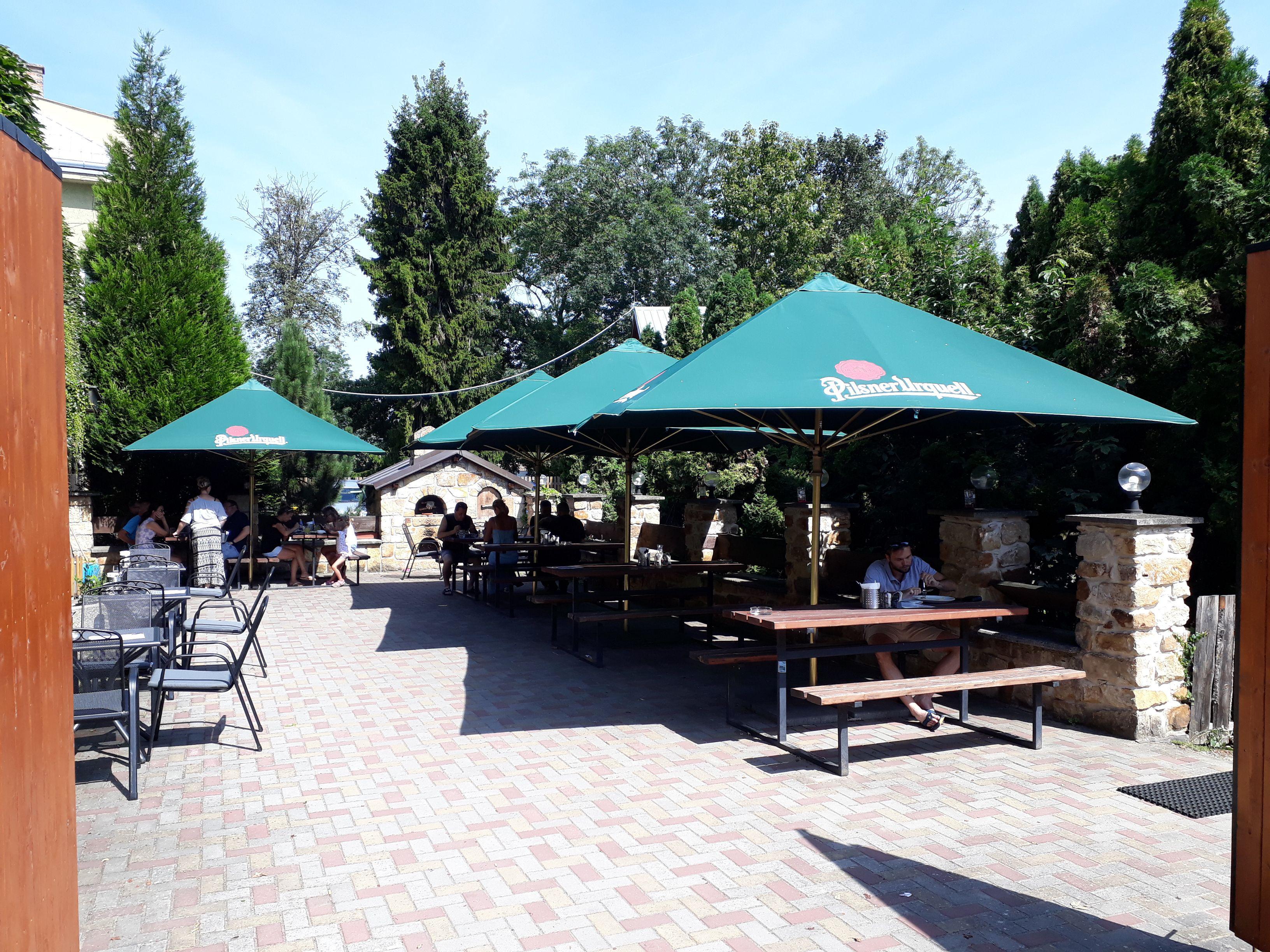 Restaurace V Lázních foto 4