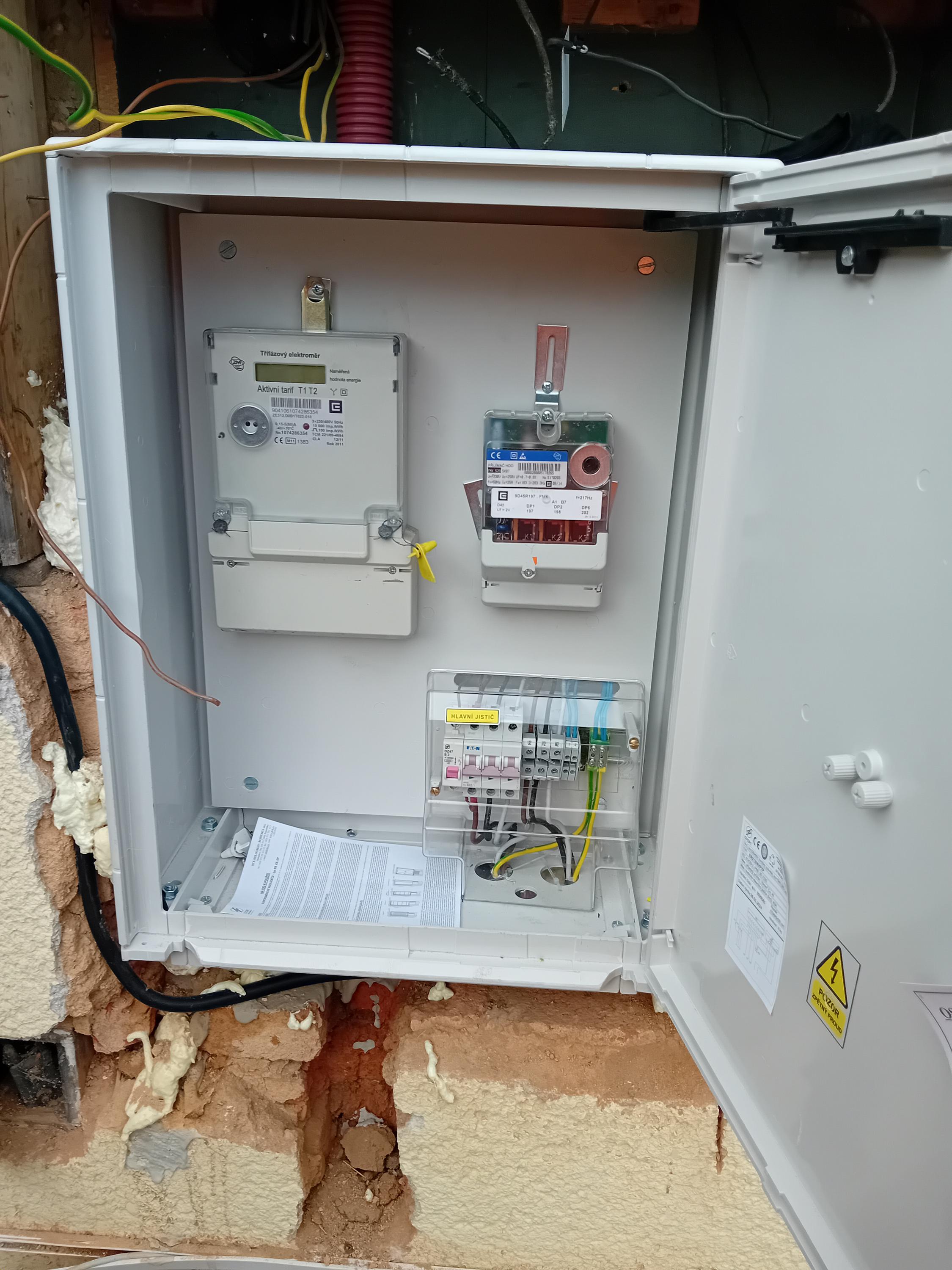 Revizní technik vysokého napětí , elektrikář Pavel Šlais foto 3