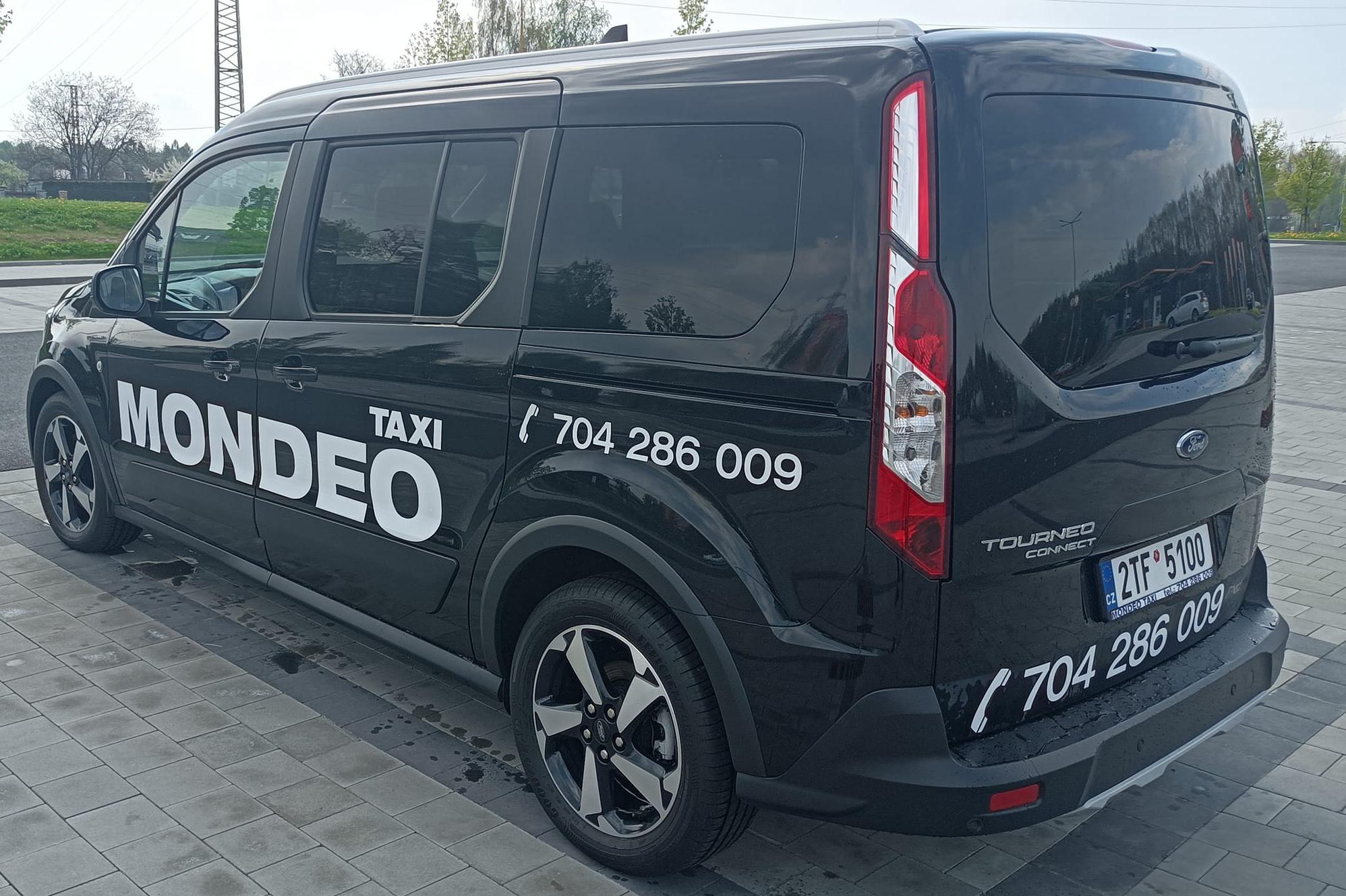 Odvozy pro seniory si můžete objednat na 800100234