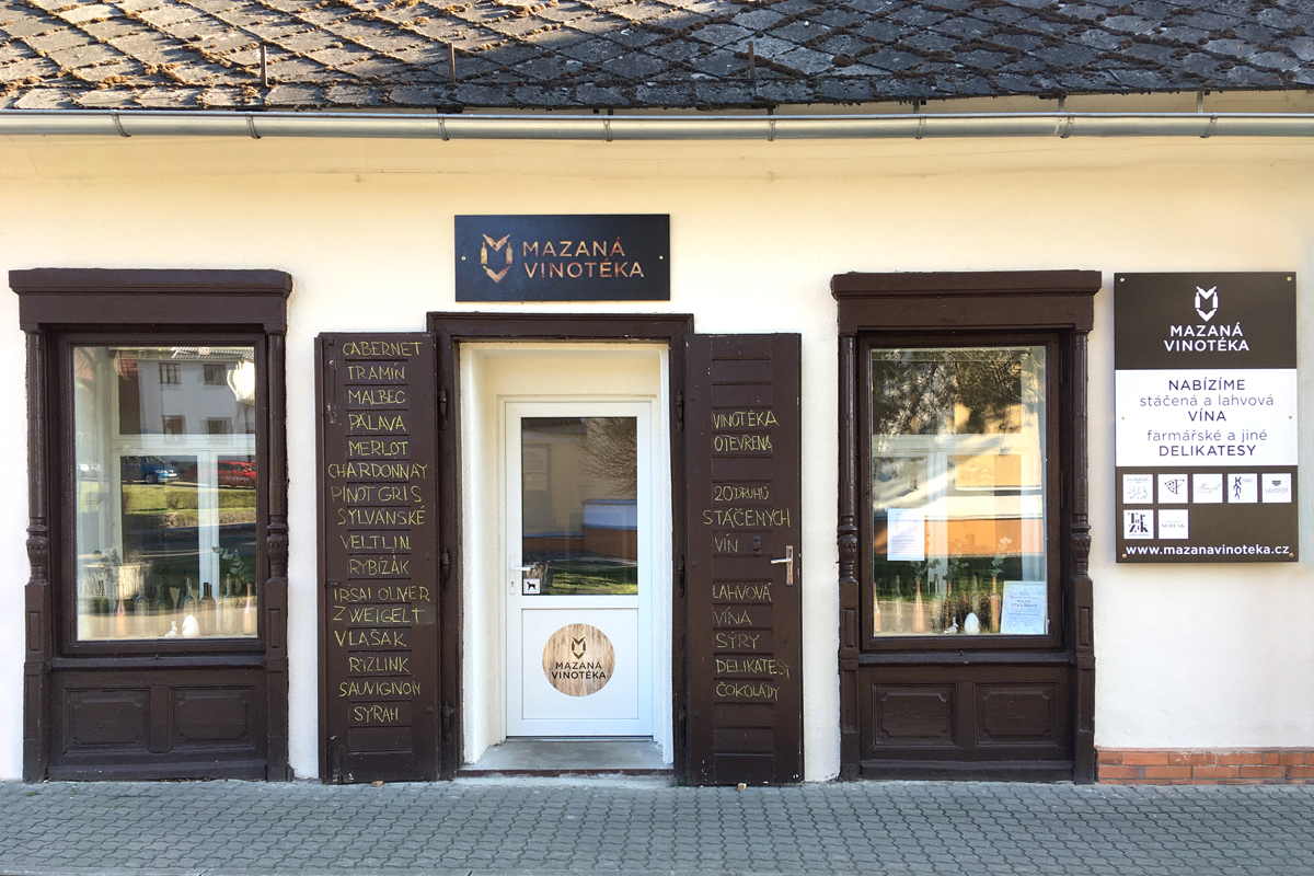 Mazaná vinotéka SLUŠOVICE