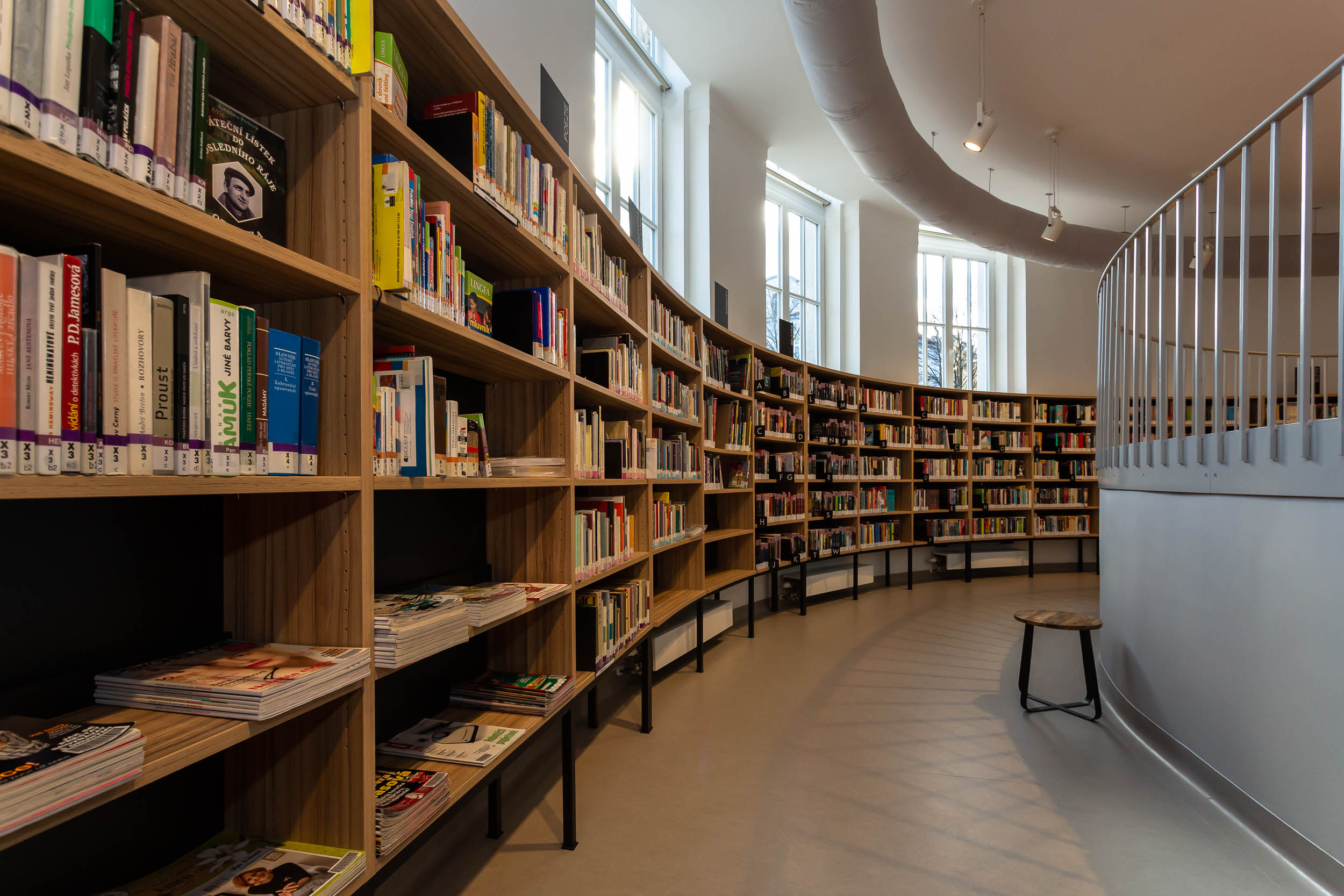 Městská knihovna v Praze - Jezerka foto 2