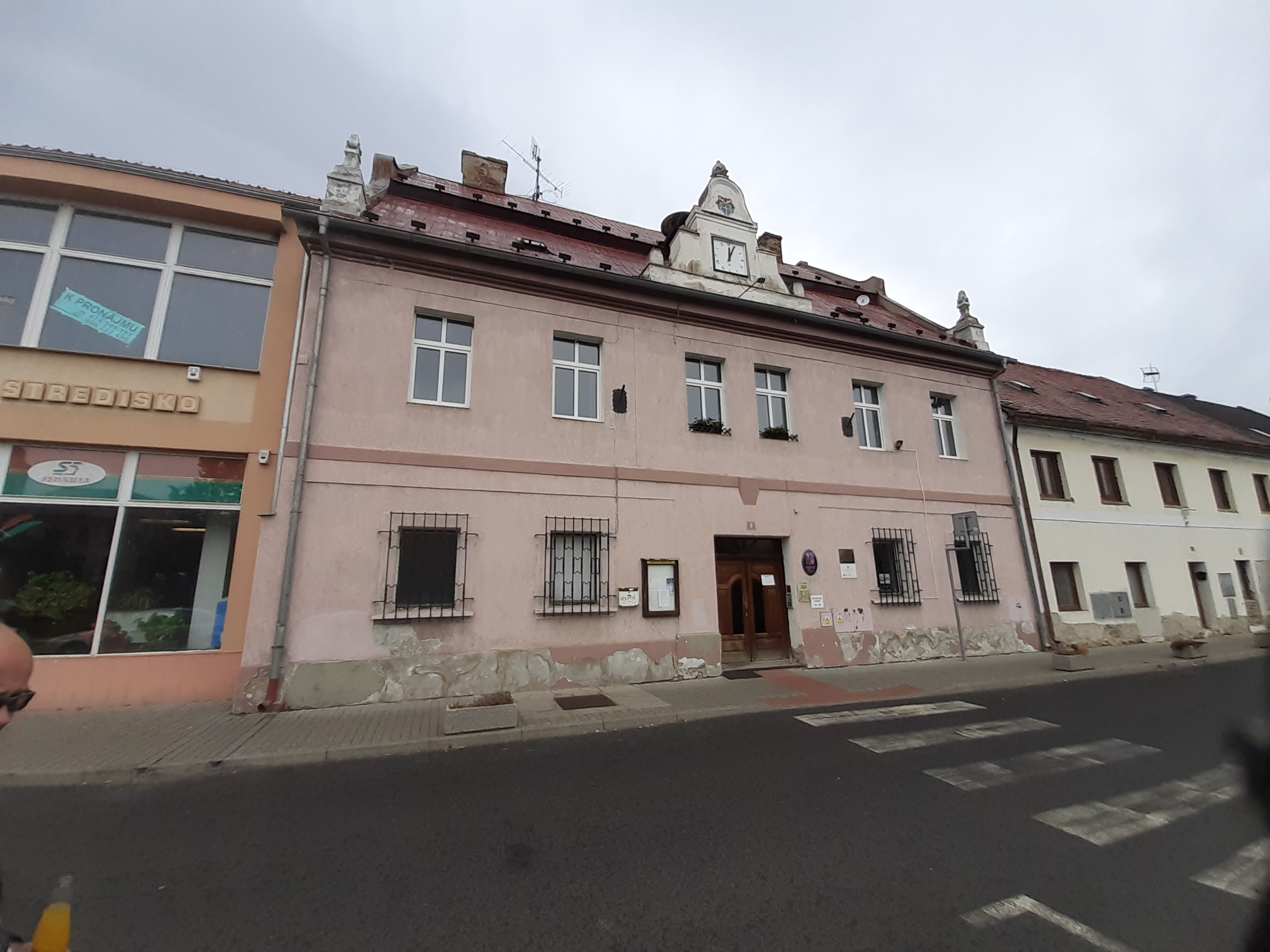 Údlice - obecní úřad foto 2