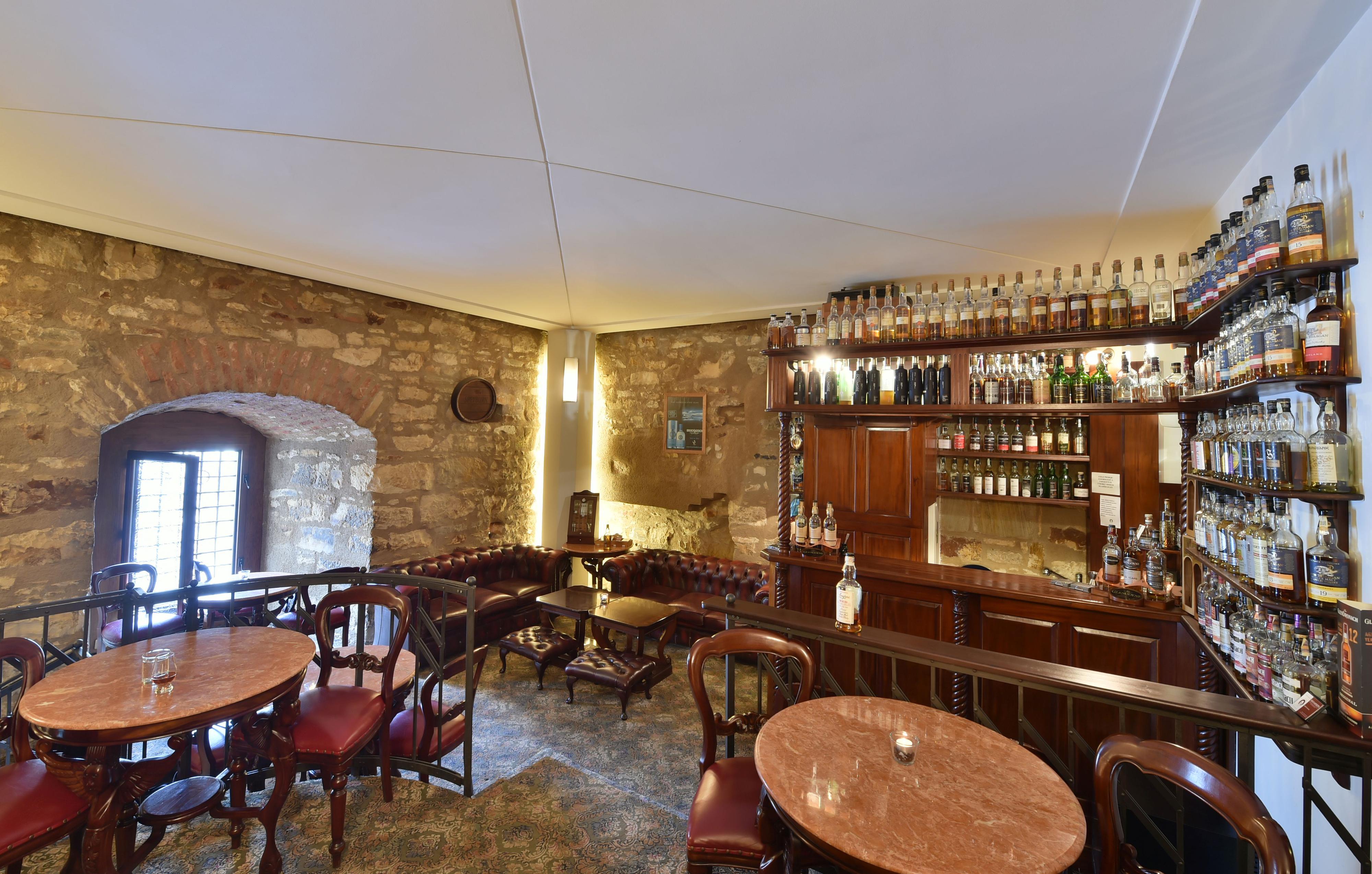 Whiskeria bar Jindřišská věž foto 4