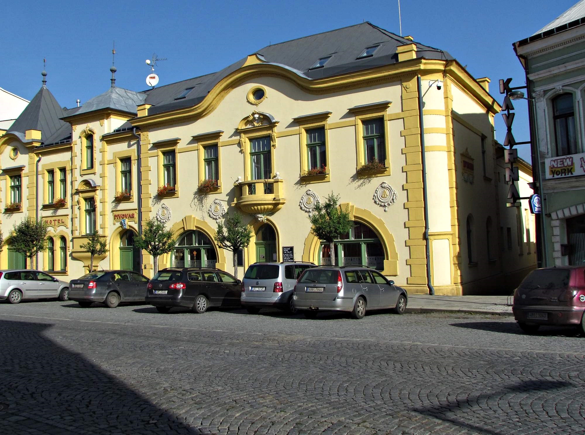 Pivovarský hotel - restaurace foto 4