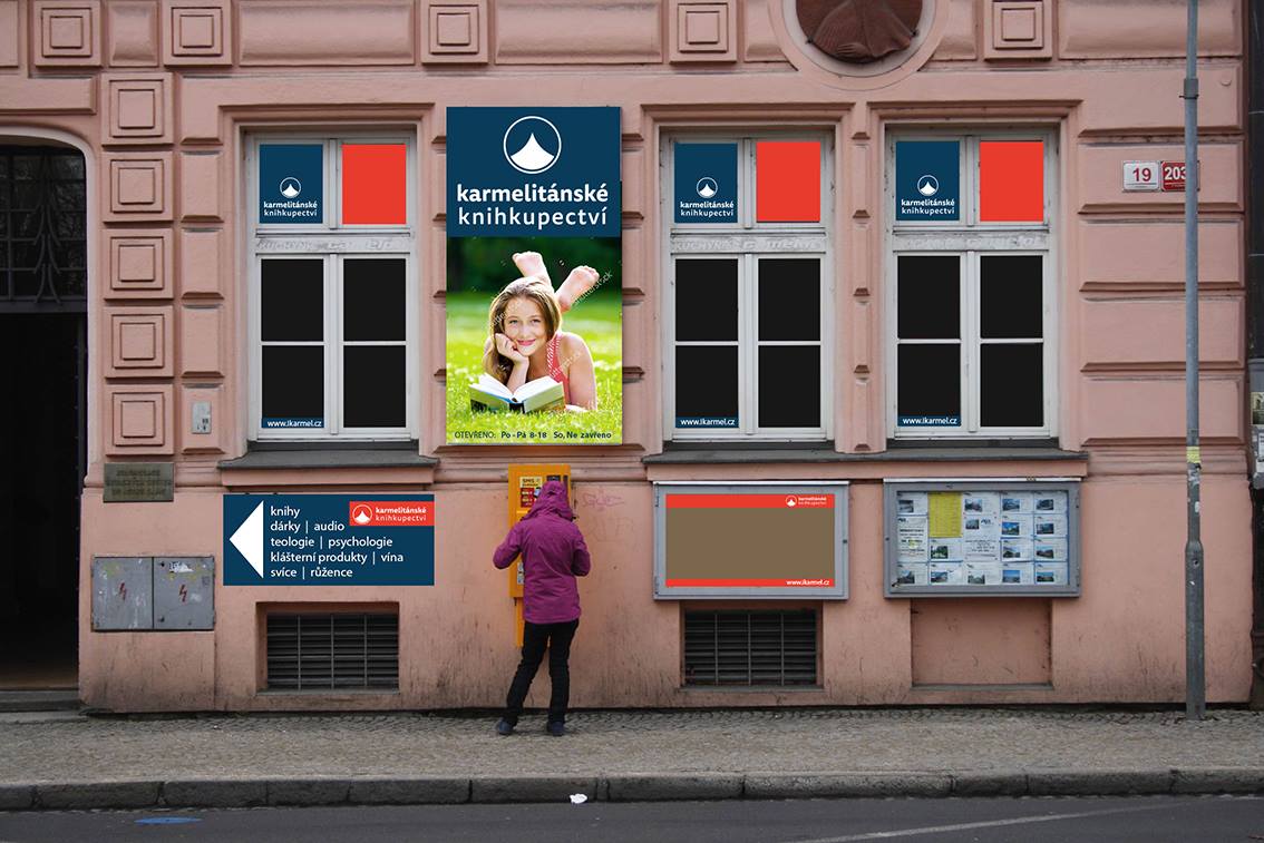 Karmelitánské knihkupectví foto 2