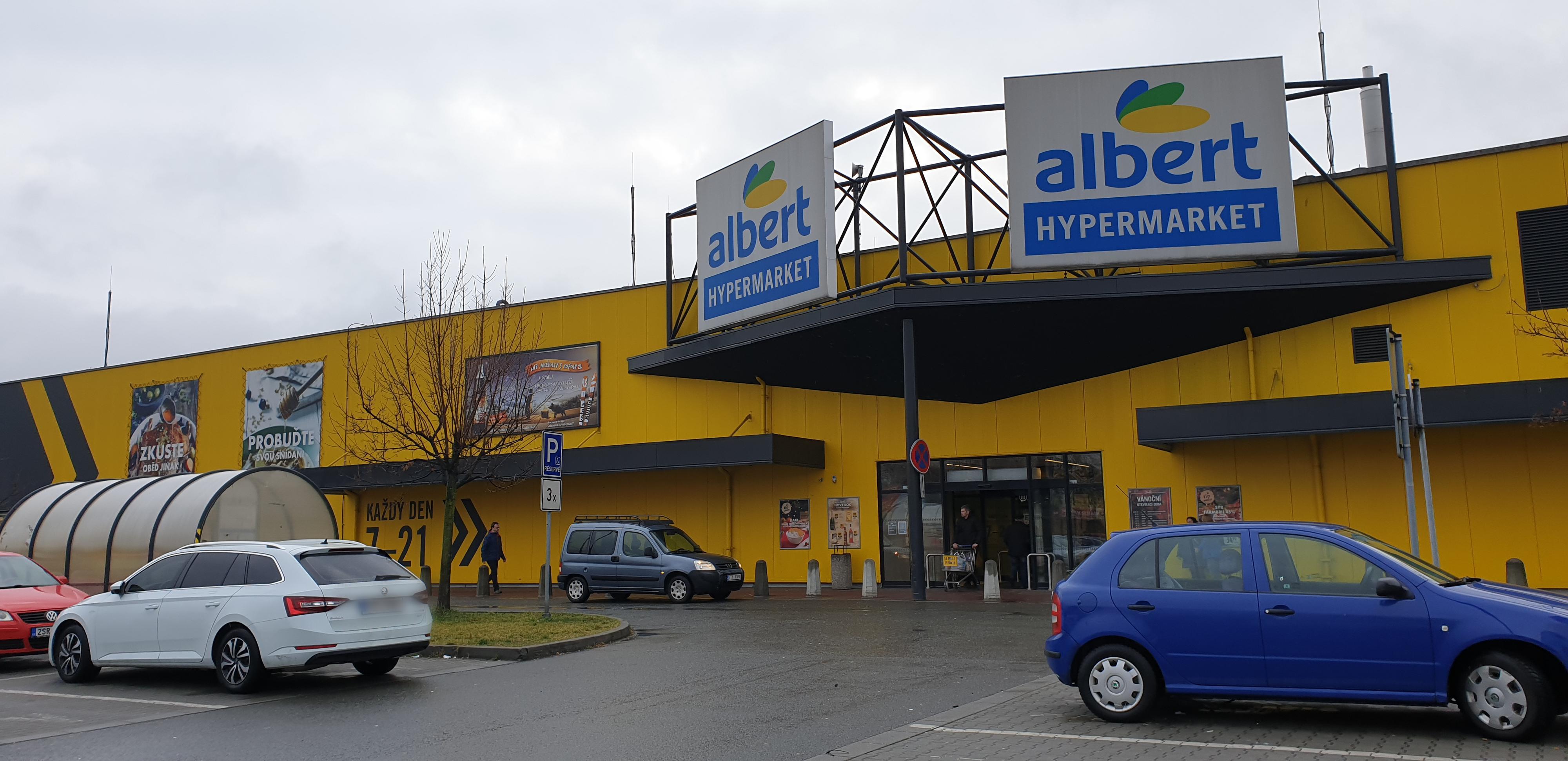 Albert Hypermarket