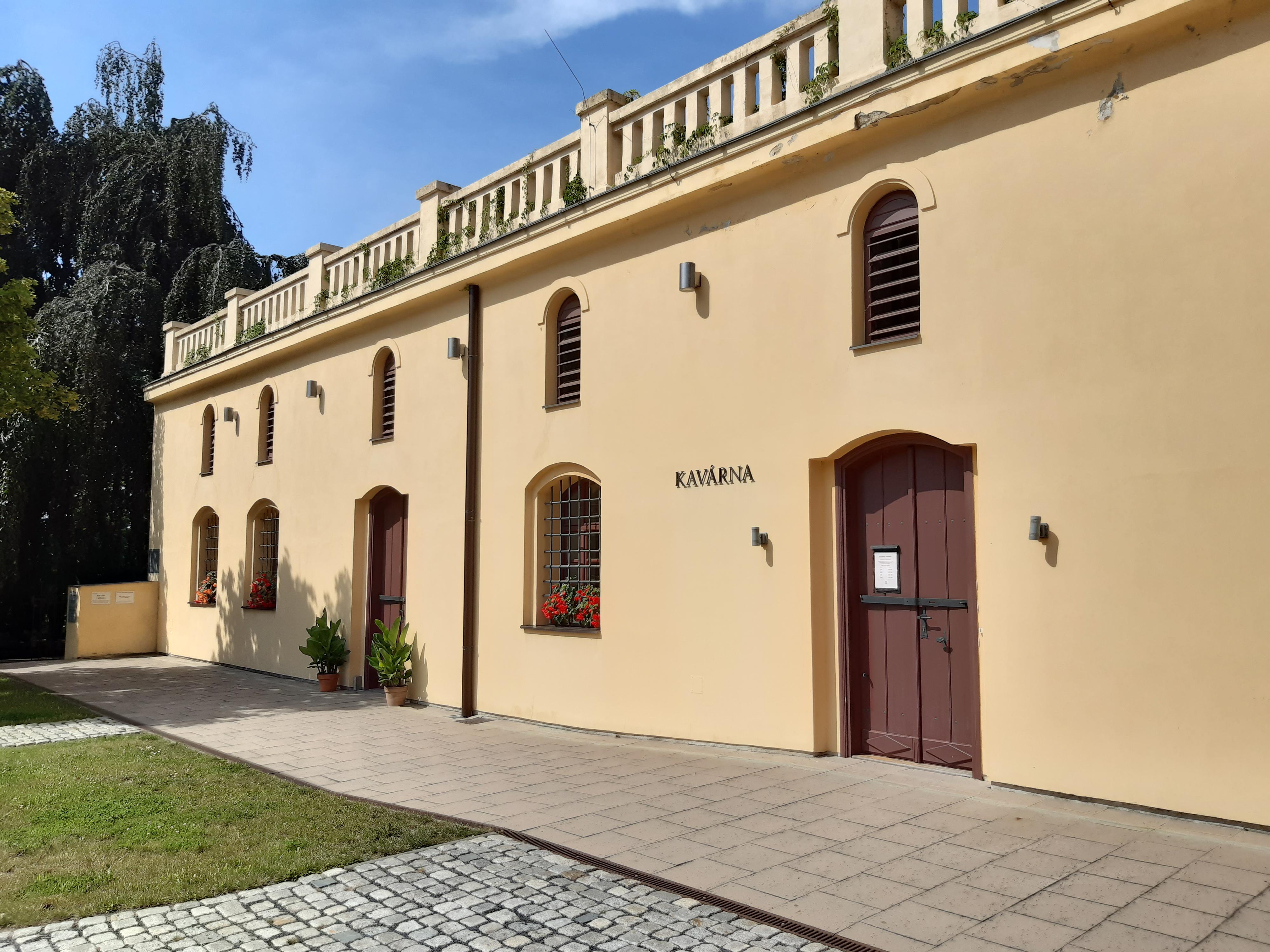 Kavárna Konírna foto 2