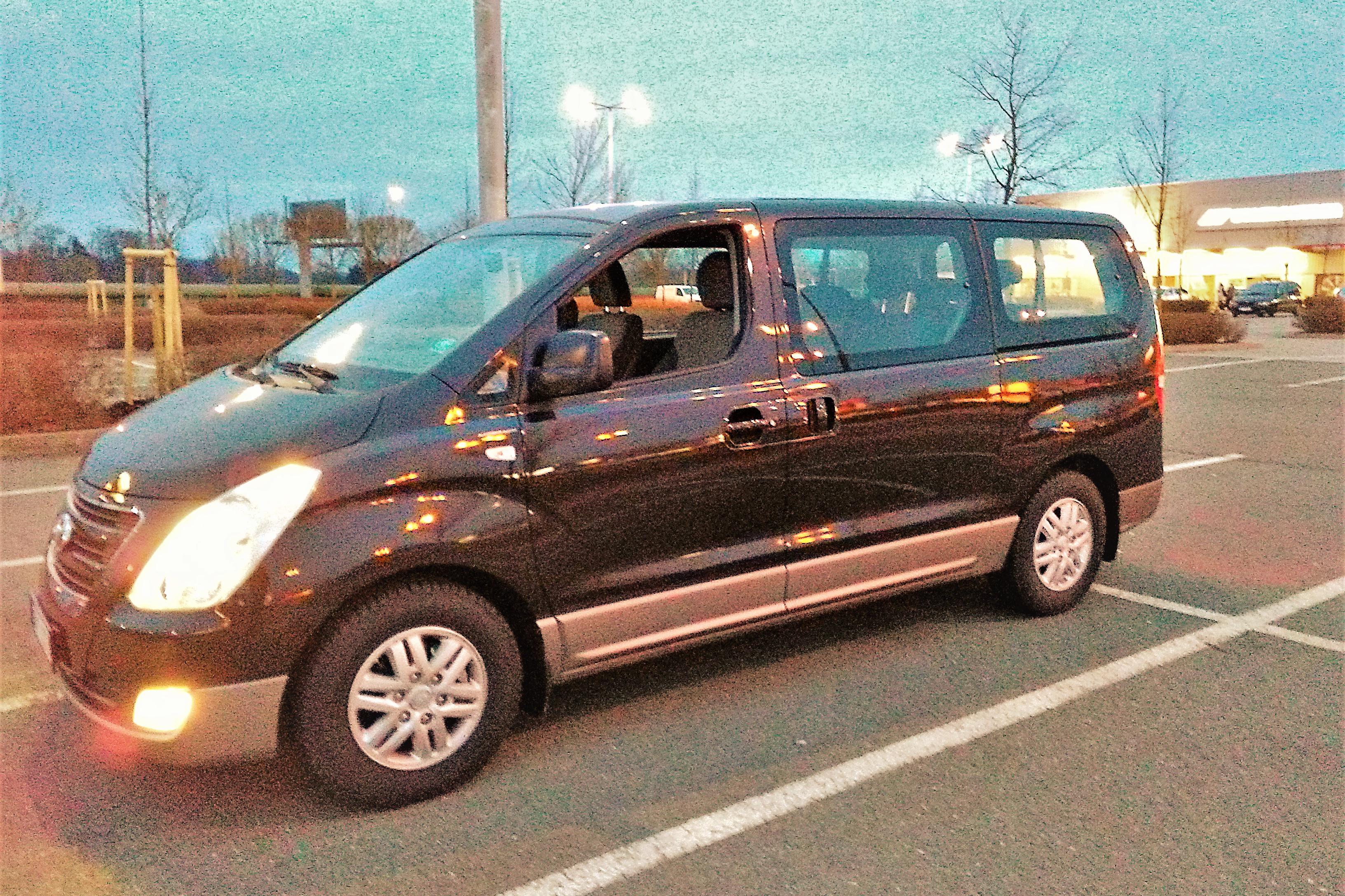 MINIBUS-TAXI HRADEC KRÁLOVÉ