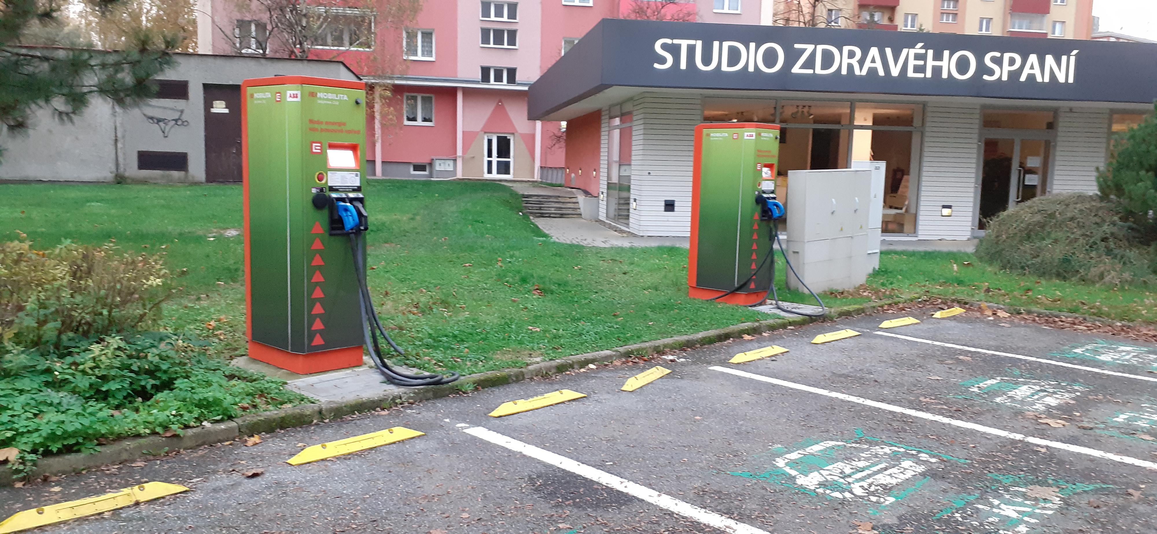 Nabíjecí stanice ČEZ foto 2