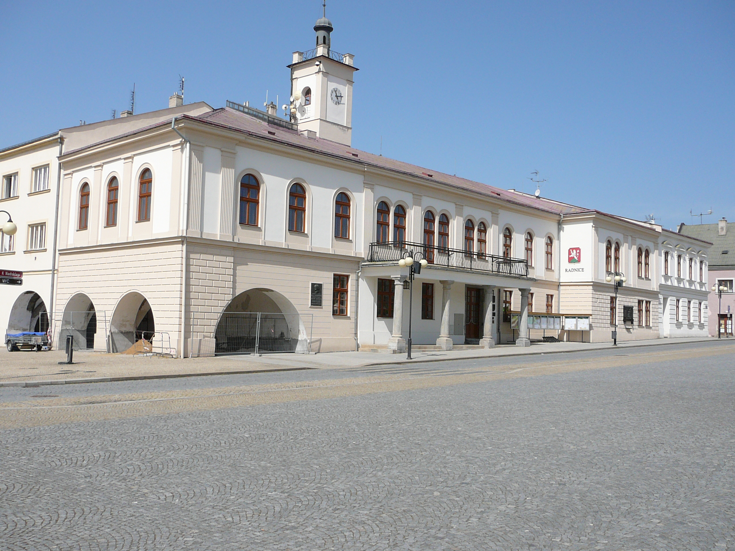 Lipník nad Bečvou - městský úřad foto 3