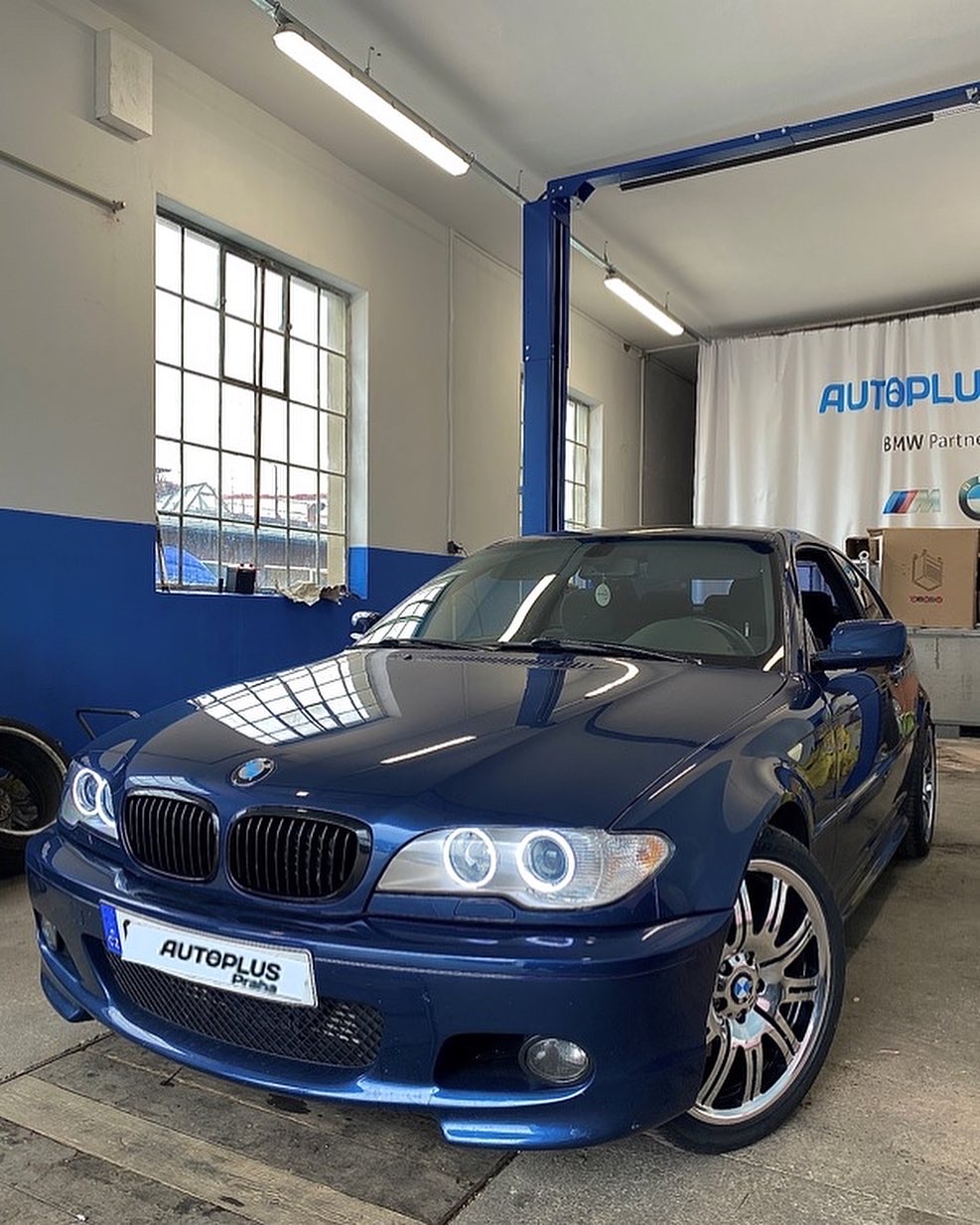 AUTOPLUS Praha spol. s r.o. / BMW Partners In Quality foto 6
