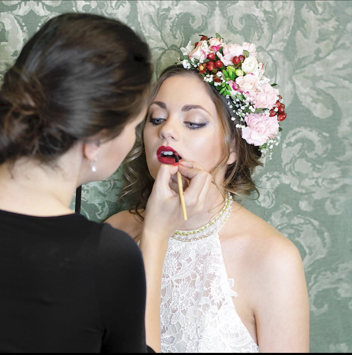 JUST NIKOL Make-up & Hair style foto 2