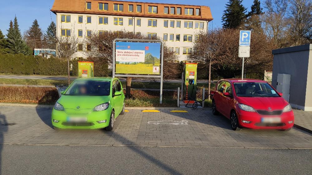 Nabíjecí stanice ČEZ