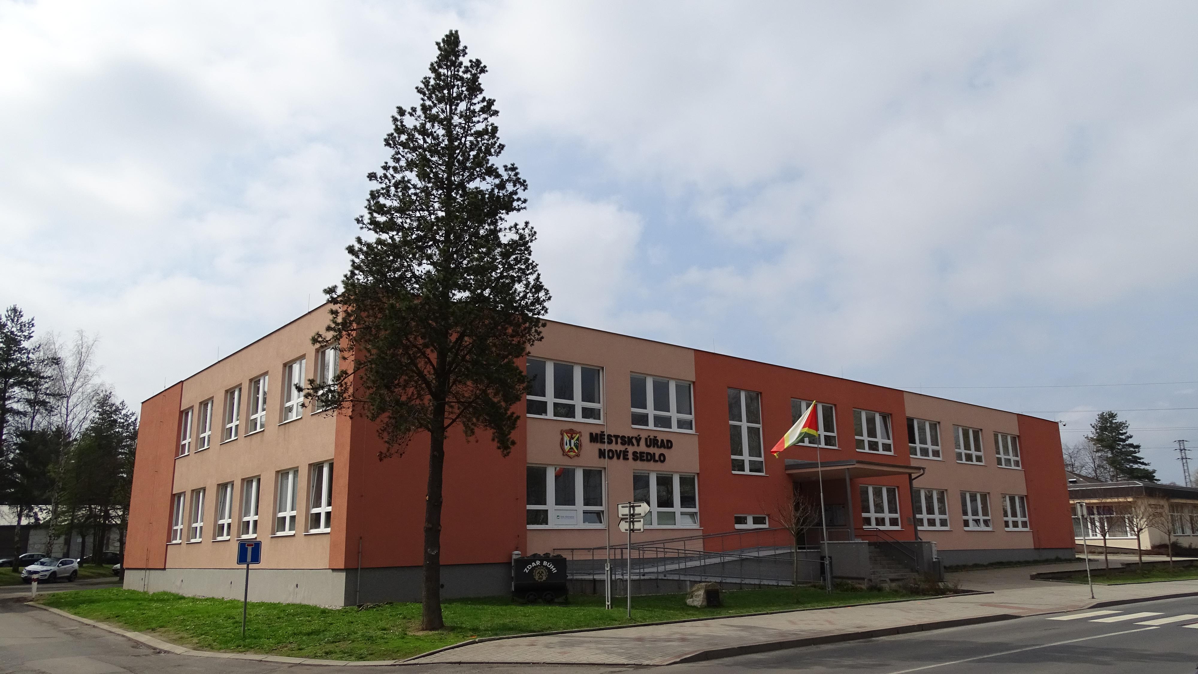 Nové Sedlo - městský úřad foto 6