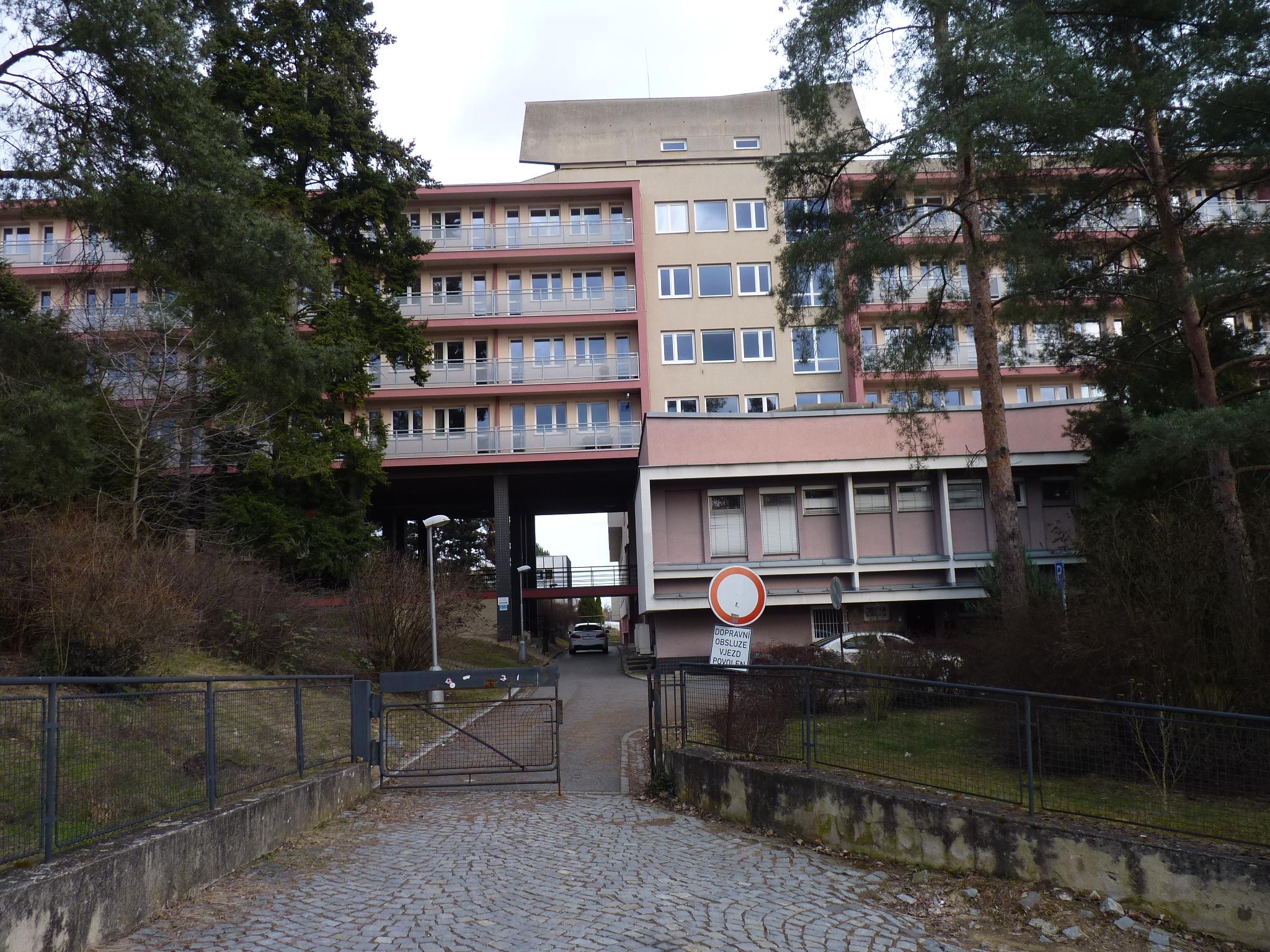 Knihovna Národního centra ošetřovatelství a nelékařských zdravotnických oborů foto 2