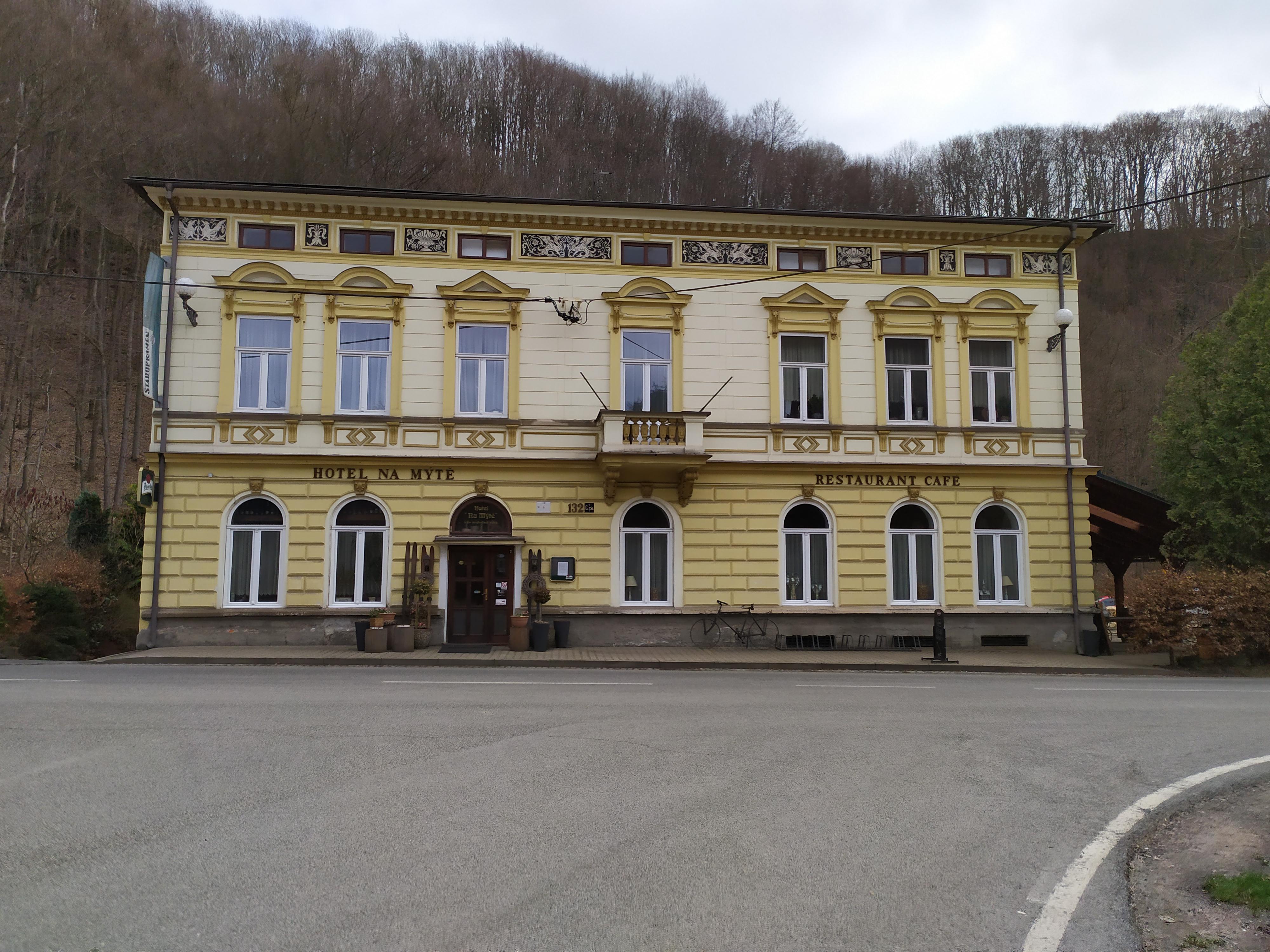 HOTEL - RESTAURANT Na Mýtě foto 2