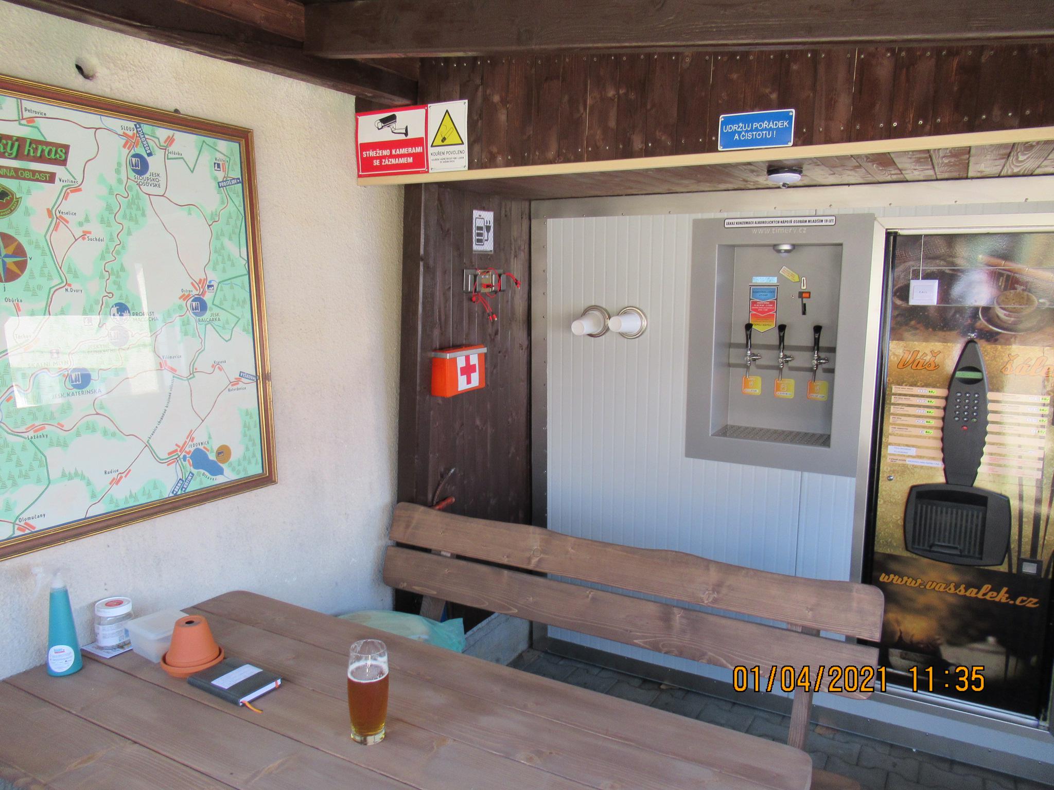 Samoobslužný bar u Fausta foto 5