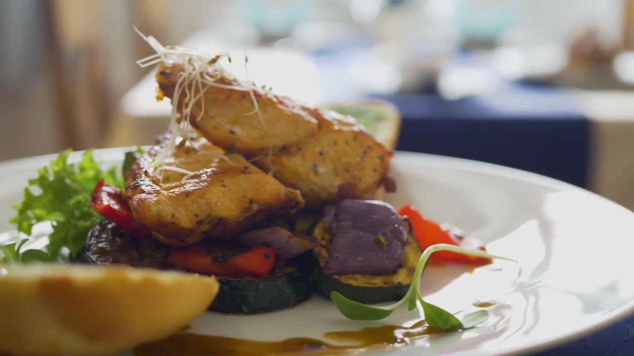 Resort Rybníček Restaurace foto 2 (náhled videa)