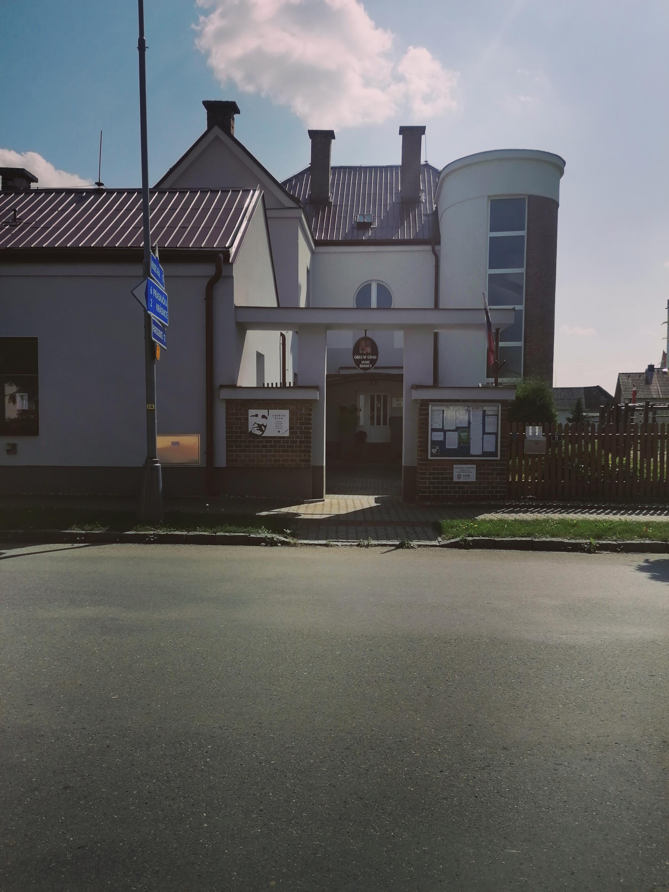 Staré Ždánice - obecní úřad foto 3
