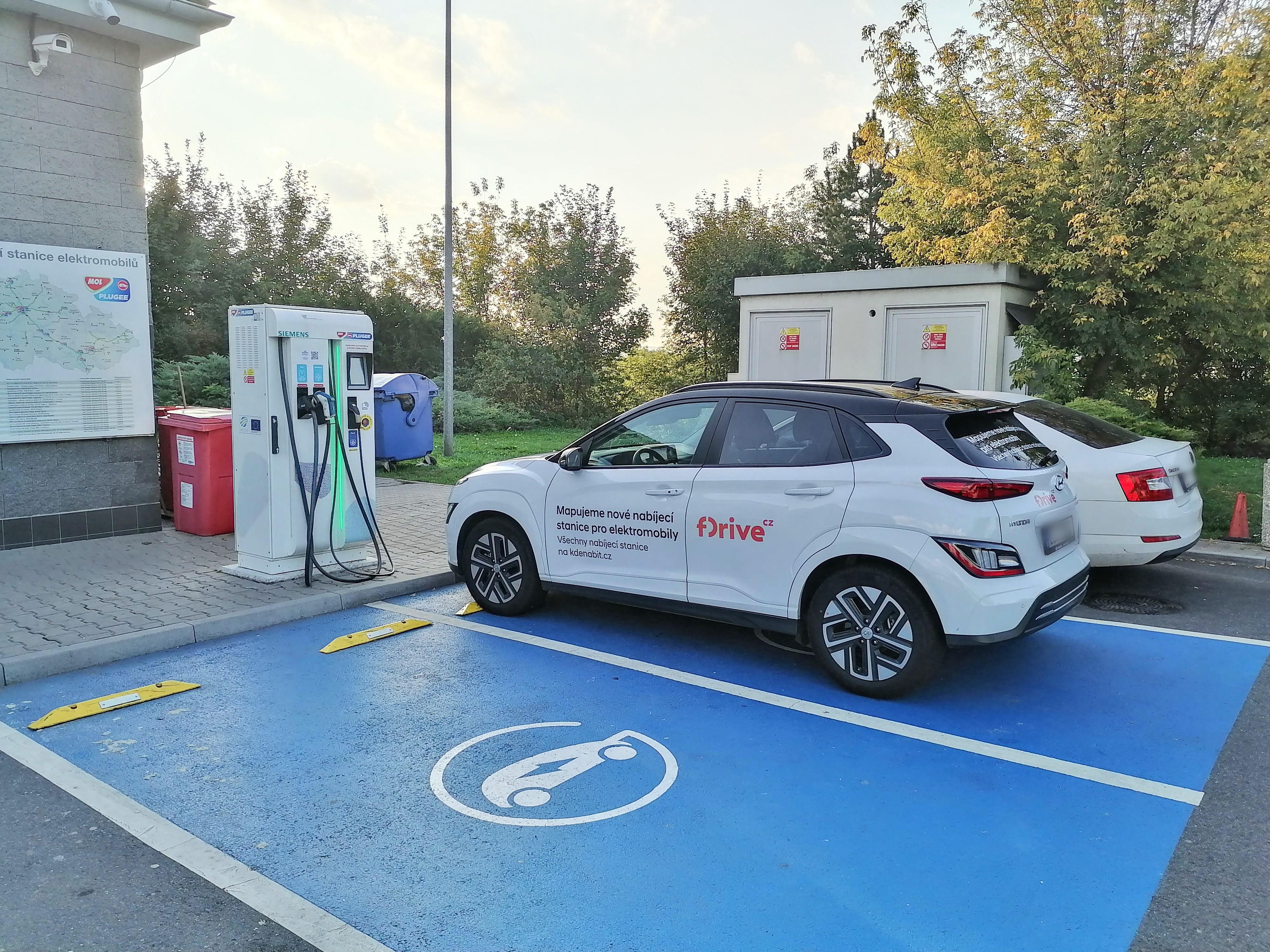 MOL - Nabíjecí stanice