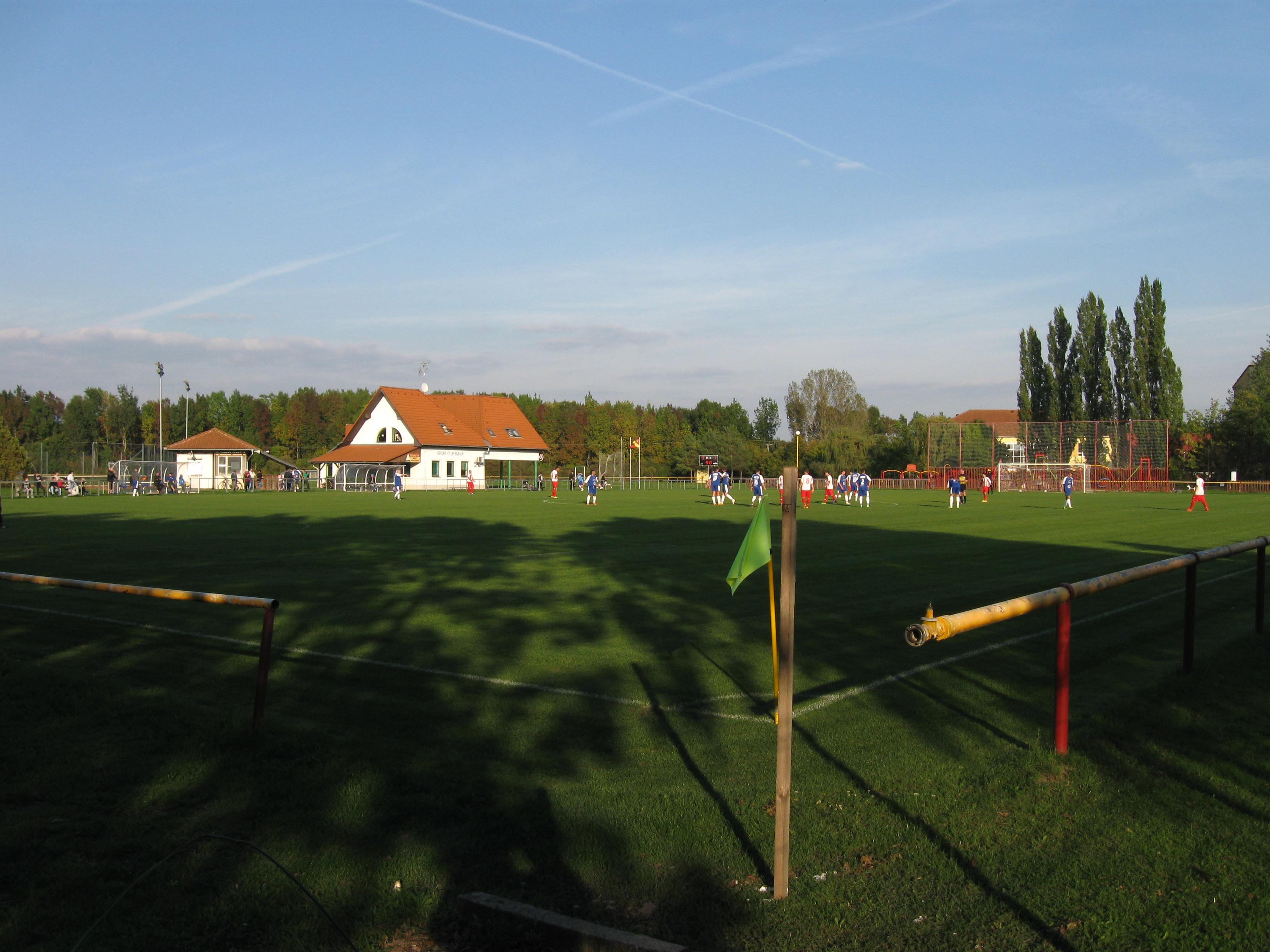 Fotbalové hřiště TJ Velké Bílovice foto 4