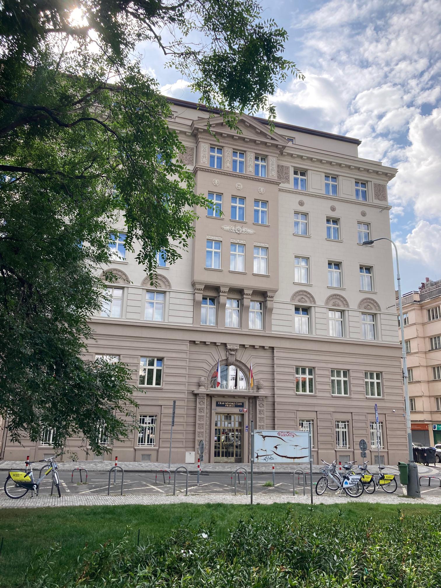 Úřad městské části Praha 5 foto 4