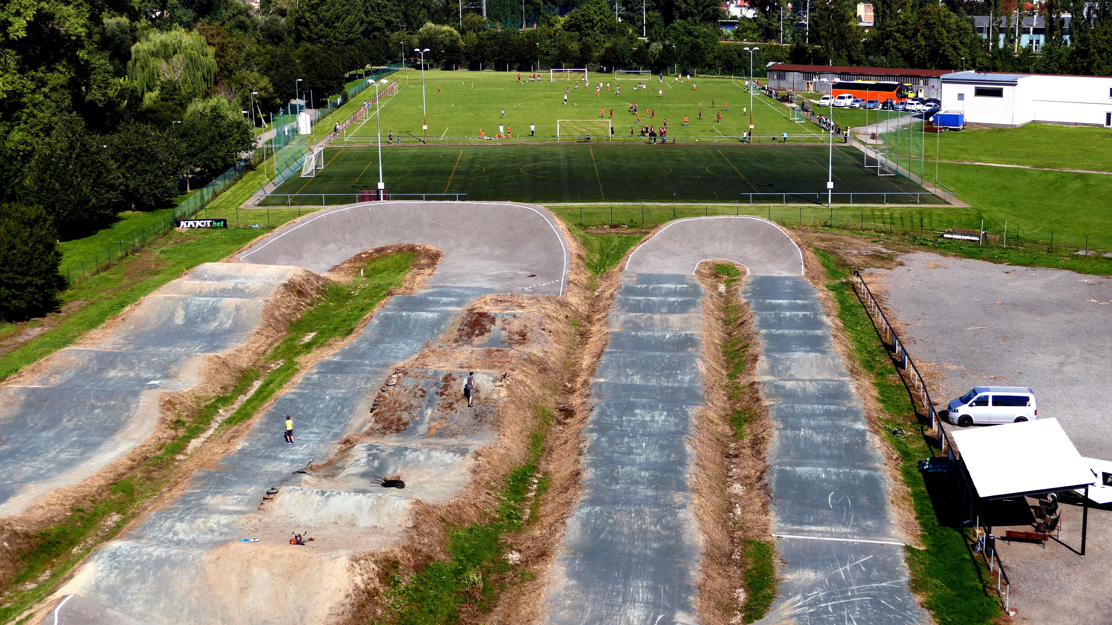 Komec - Sportovní areál Brno Komárov foto 6