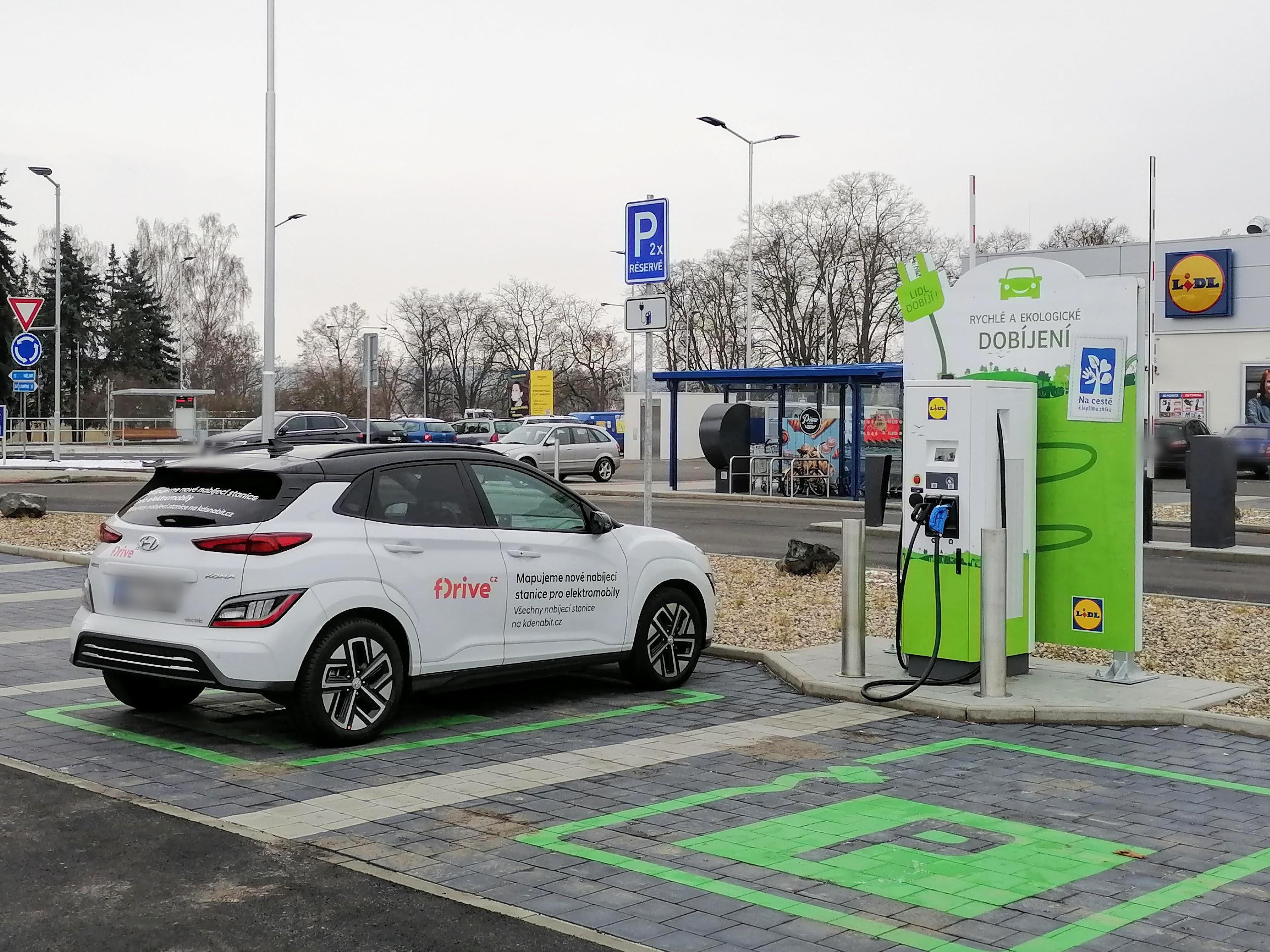 Nabíjecí stanice Lidl