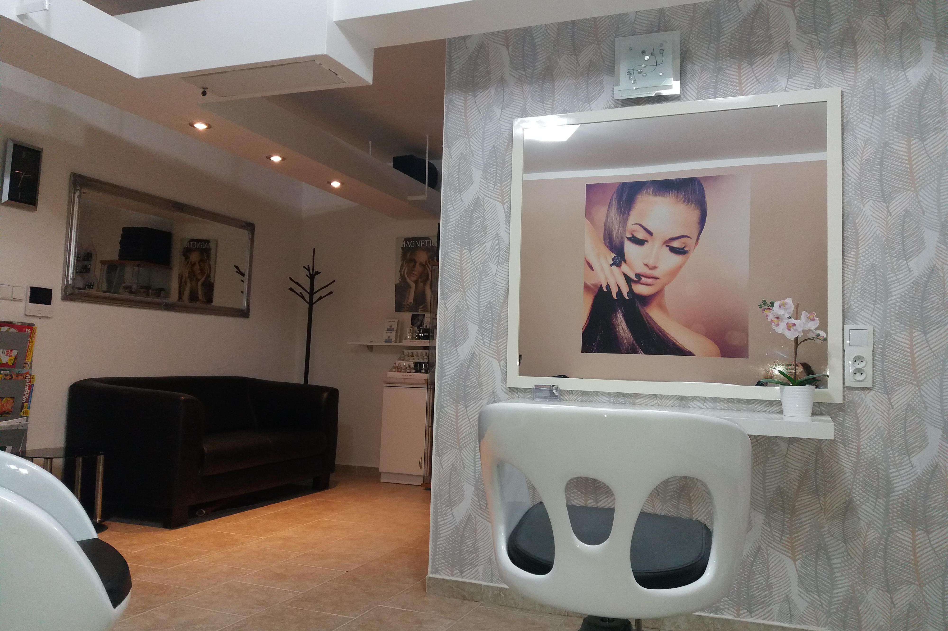 Studio Moneka - Kadeřnictví