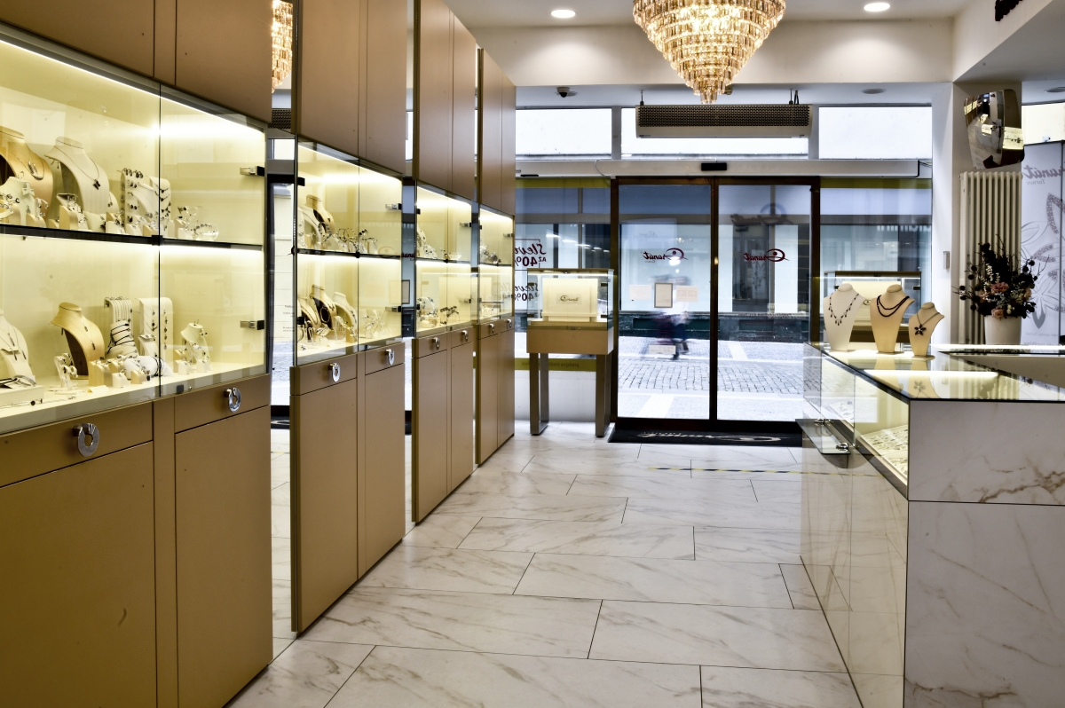 Granát – podniková prodejna foto 2